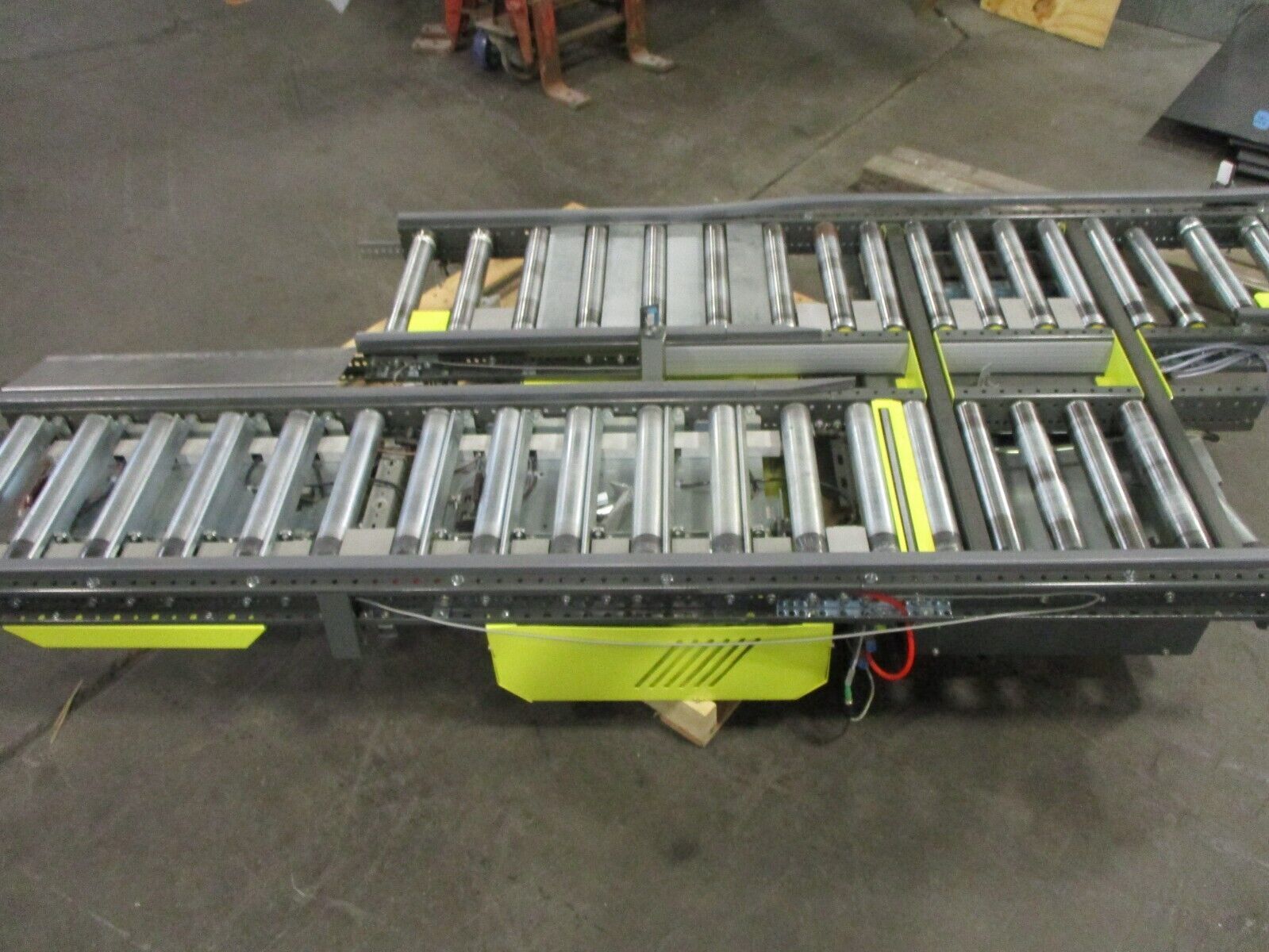 KNAPP Power Conveyor U072A20 480V 3Ph Roller Width: 14 7/8" Used