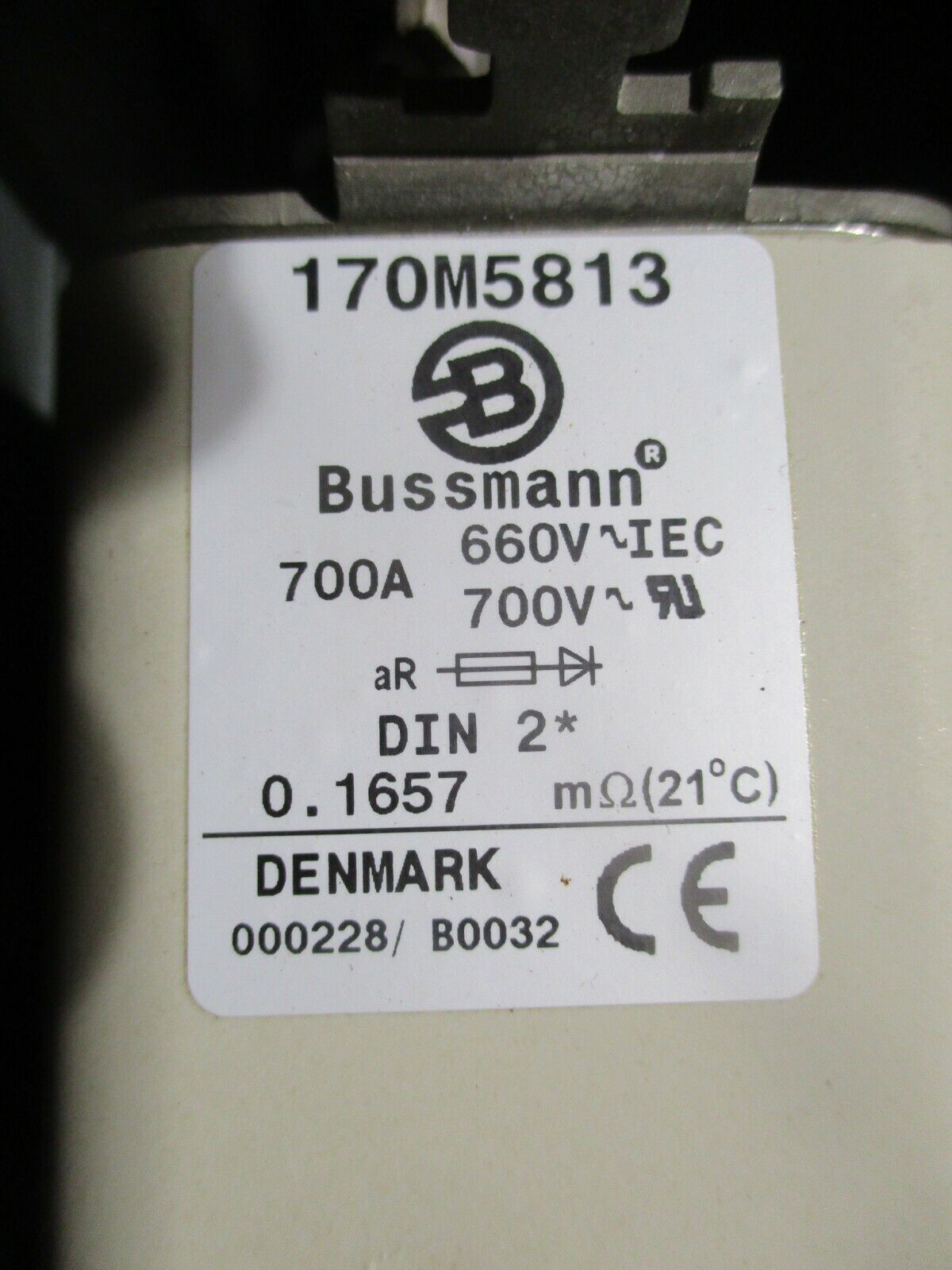ABB Disconnect Switch w/ Fuses OESA 630D6PL 630A 690V 6P 50-60Hz (6) 700A Fuses