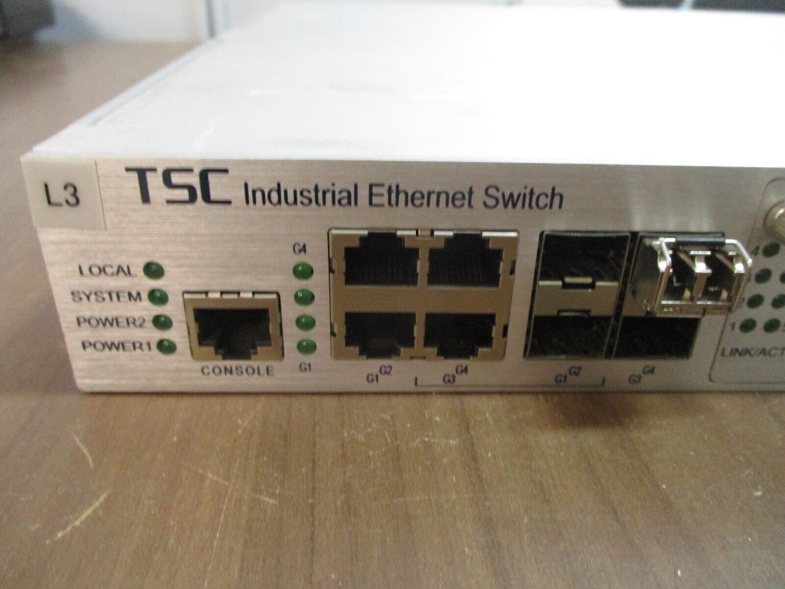 TSC Industrial Ethernet Switch P+33-4GX-16TX 18-36VDC Used