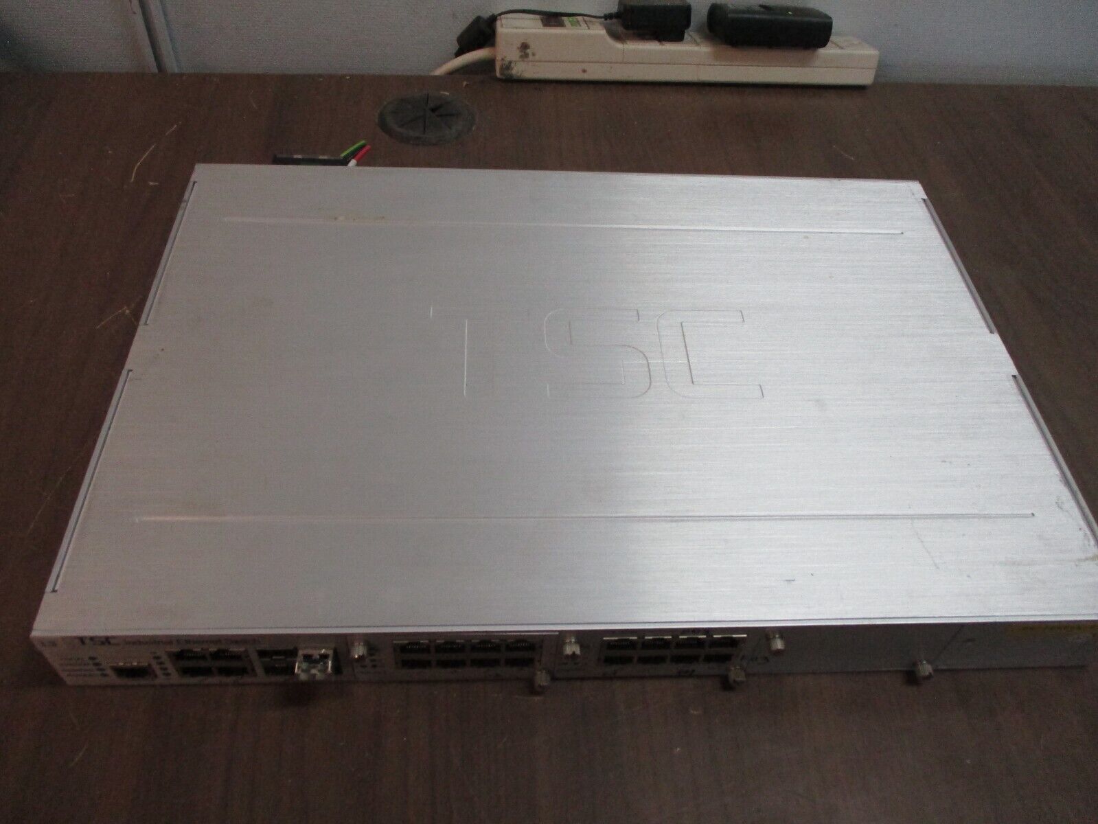 TSC Industrial Ethernet Switch P+33-4GX-16TX 18-36VDC Used