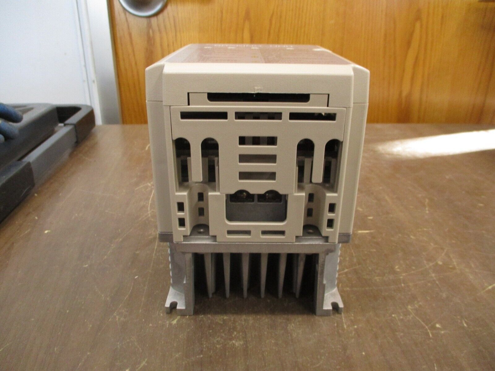 Yaskawa Braking Unit CDBR-4045D Rev. B New Surplus
