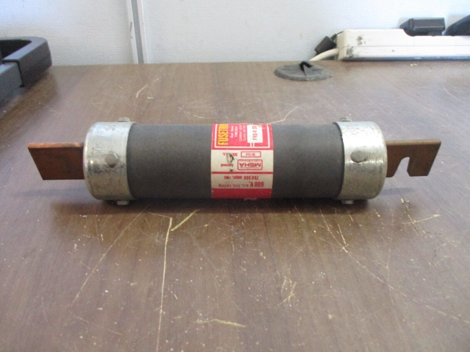 Bussmann Fusetron Fuse FRS-R-200 600V 200A Used