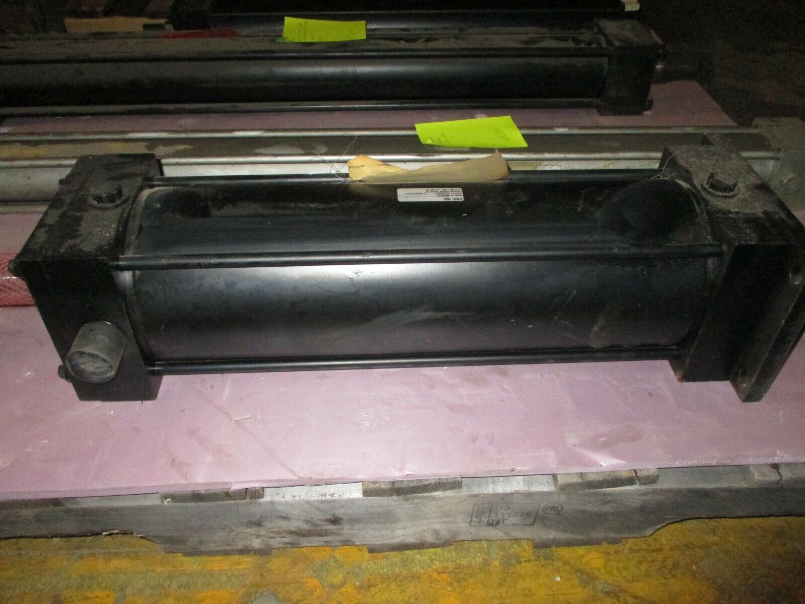 RWC Air Cylinder 889104101 250PSI Used