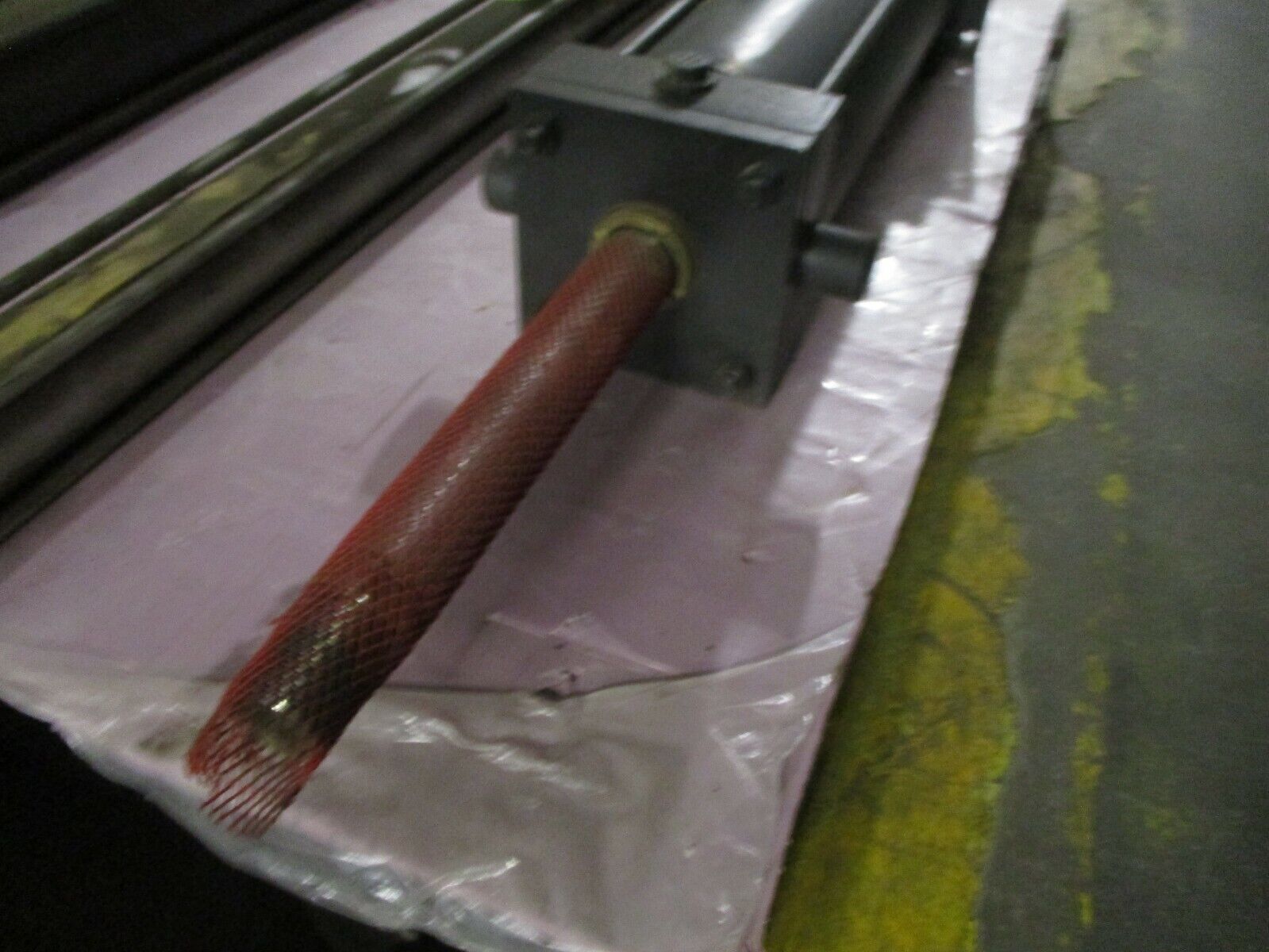 RWC Air Cylinder 889104101 250PSI Used