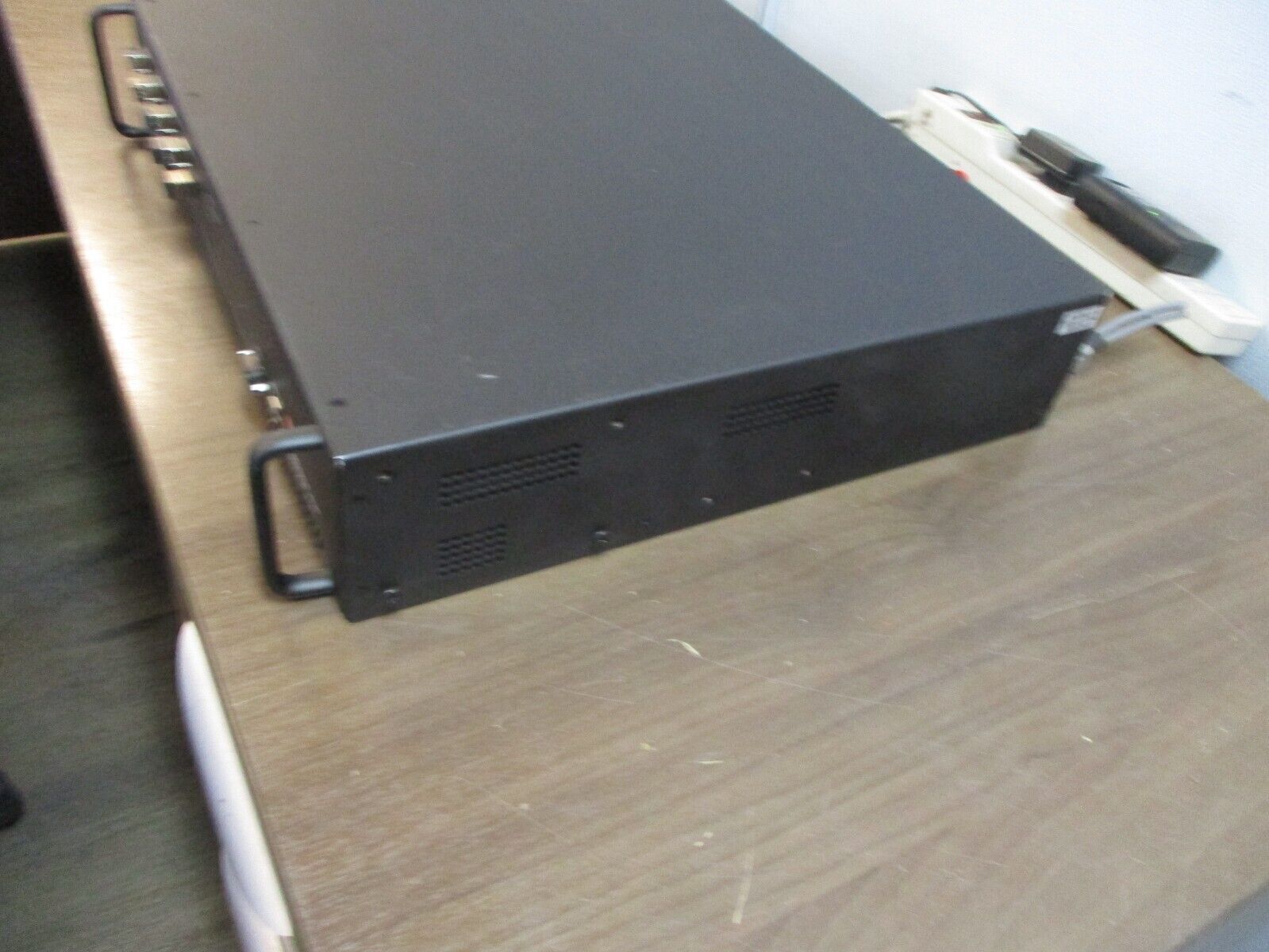 ADC InterReach Fusion Main Hub 740610-1 Rev. E F/W Rev. 0000F5 Used