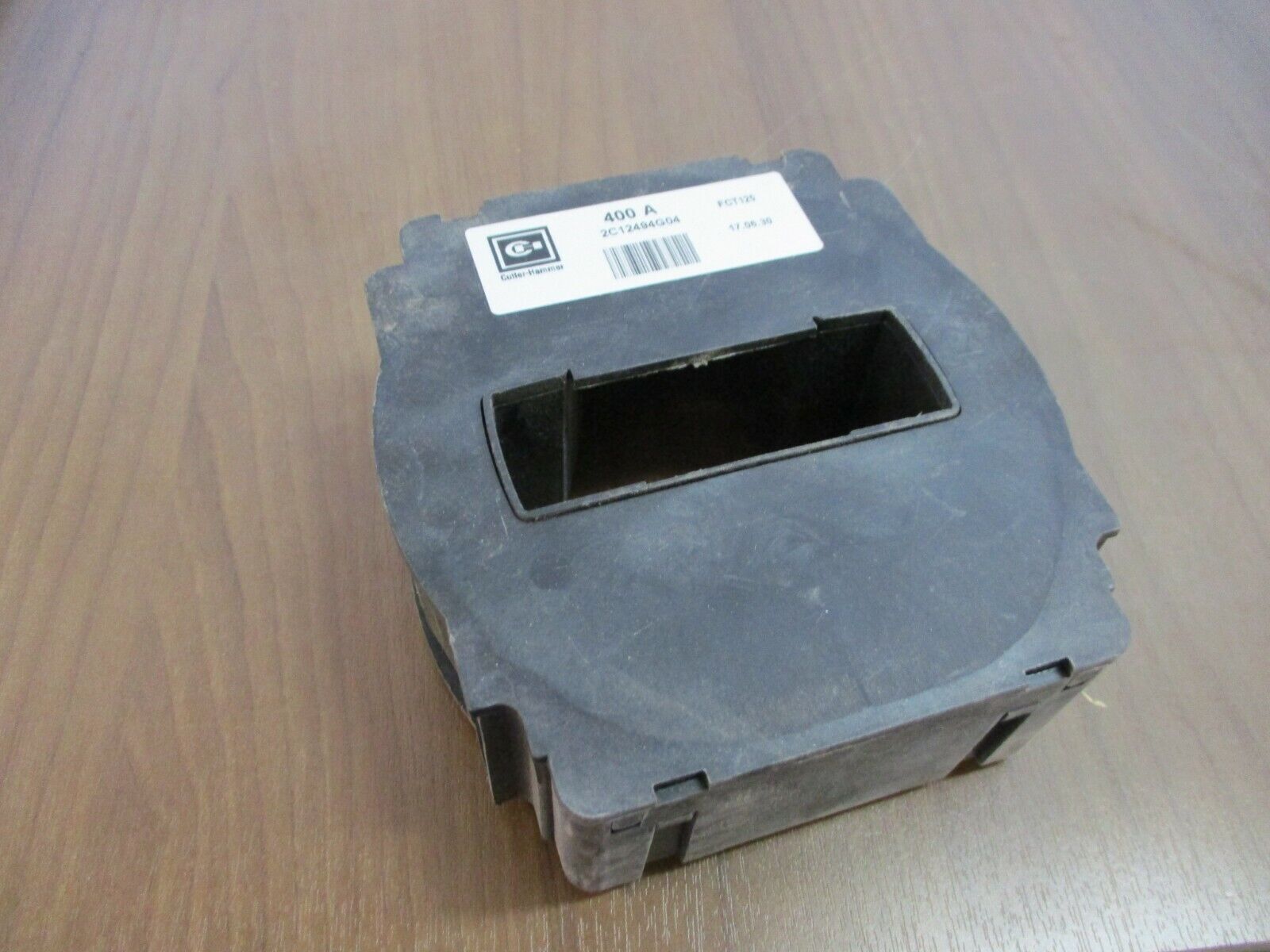 Cutler-Hammer, Current Sensor, Part #: 2C12494G04 400A Used