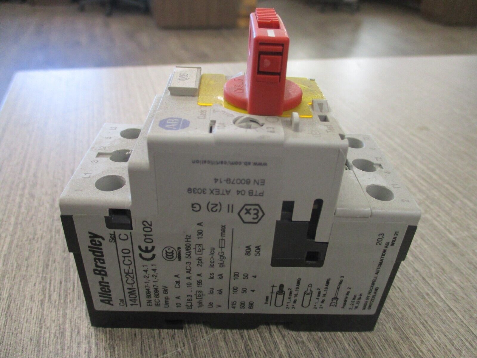Allen-Bradley Manual Motor Protector 140M-C2E-C10 Trip : 6.3-10A Used