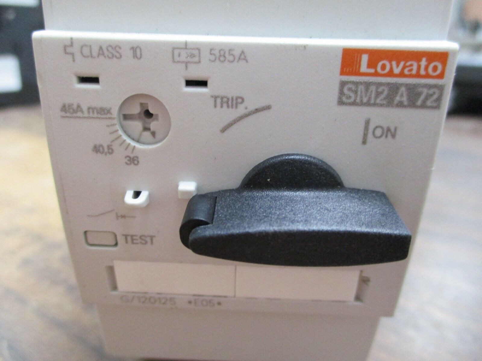 Lovato Manual Starter SM2 A 72 Trip: 36-45A 600V 45A Used