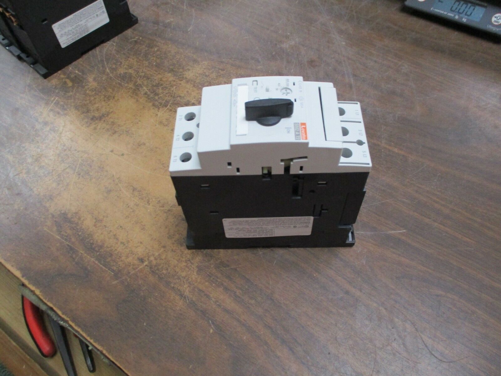 Lovato Manual Starter SM2 A 72 Trip: 36-45A 600V 45A Used