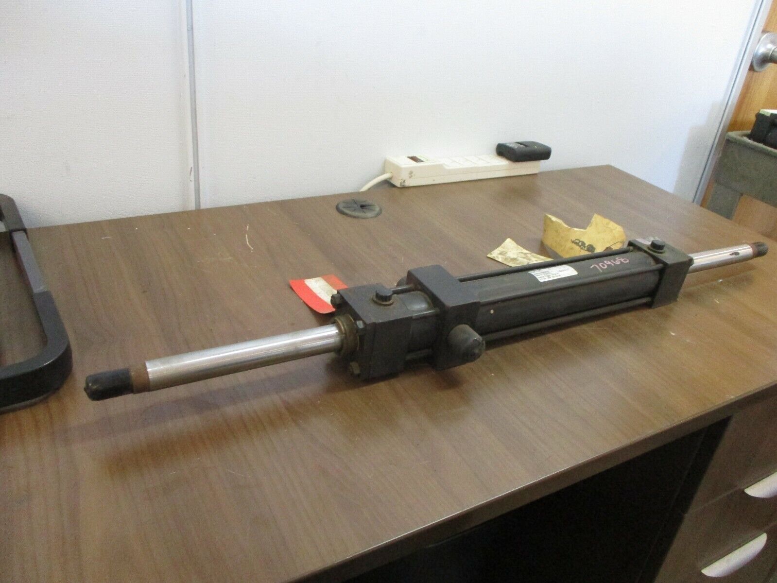 RWC Air Cylinder 884602104 250PSI Used