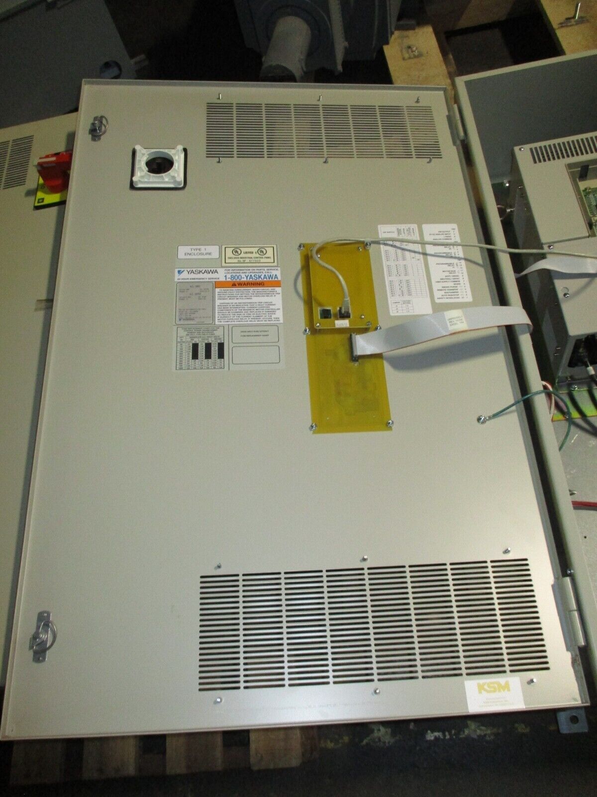 Yaskawa E7 AC Drive w/ Bypass E7LVB052 50HP 3Ph Drive: CIMR-E7U4030 Used