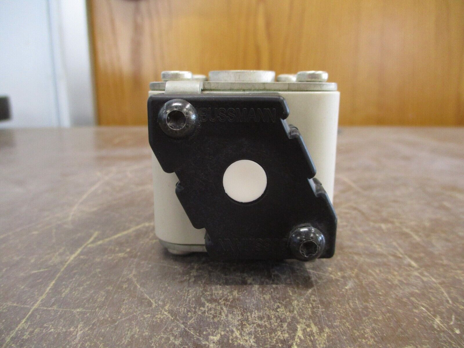 Eaton Bussmann Series Fuse 170M4467 700A 700V Used