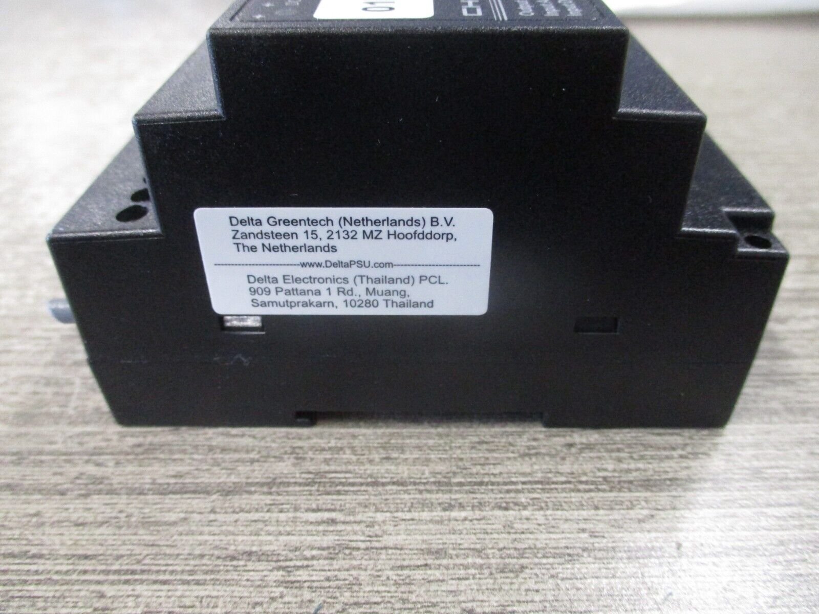 Delta Chrome Switching Power Supply DRC-24V100W1A Rev. 05