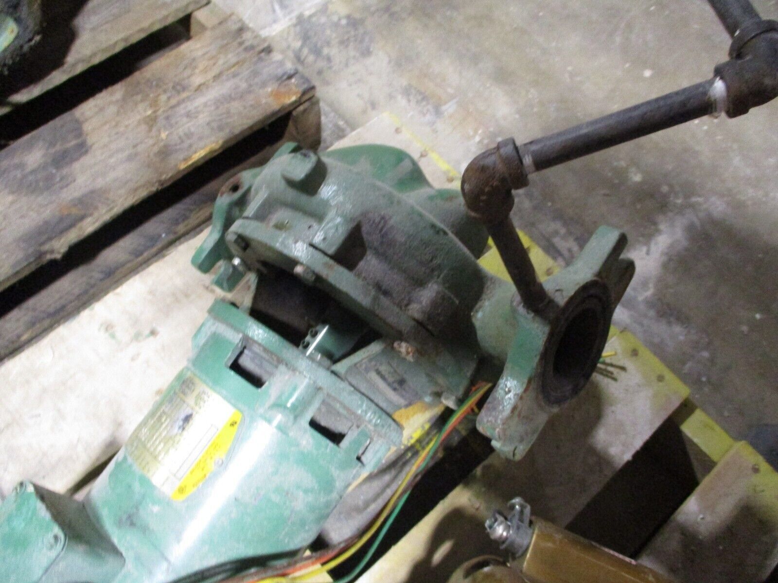 Taco Pump 1935C1N1 5.4 3/00 1725RPM 1HP 208-230/460V 3Ph Used