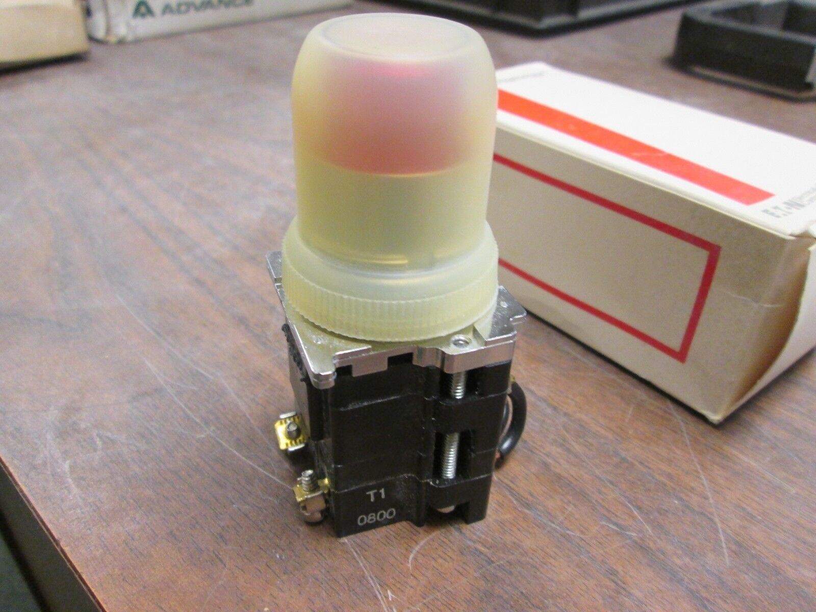 Cutler-Hammer Pretest Light 10250T74NRF Red New Surplus