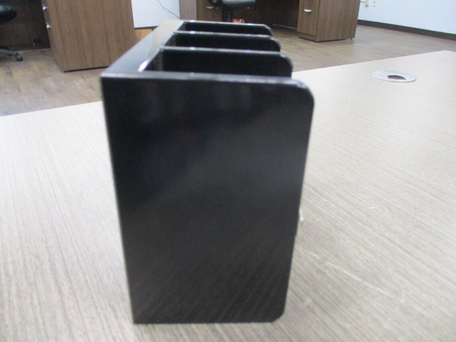 Allen-Bradley Power Distribution Block 1492-PD3183 335A 600V 3P New Surplus