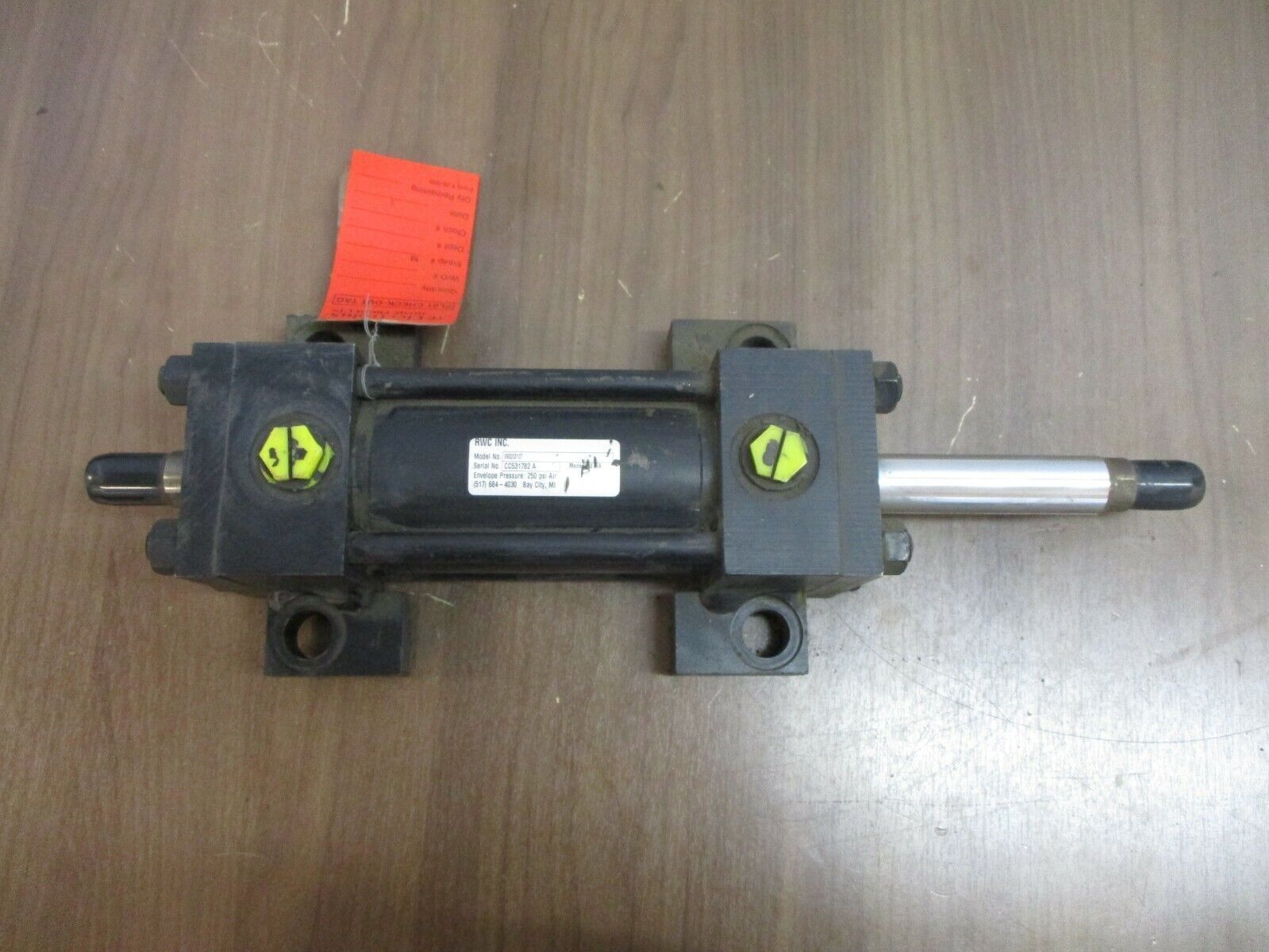 RWC Air Cylinder 890203107 250PSI Used