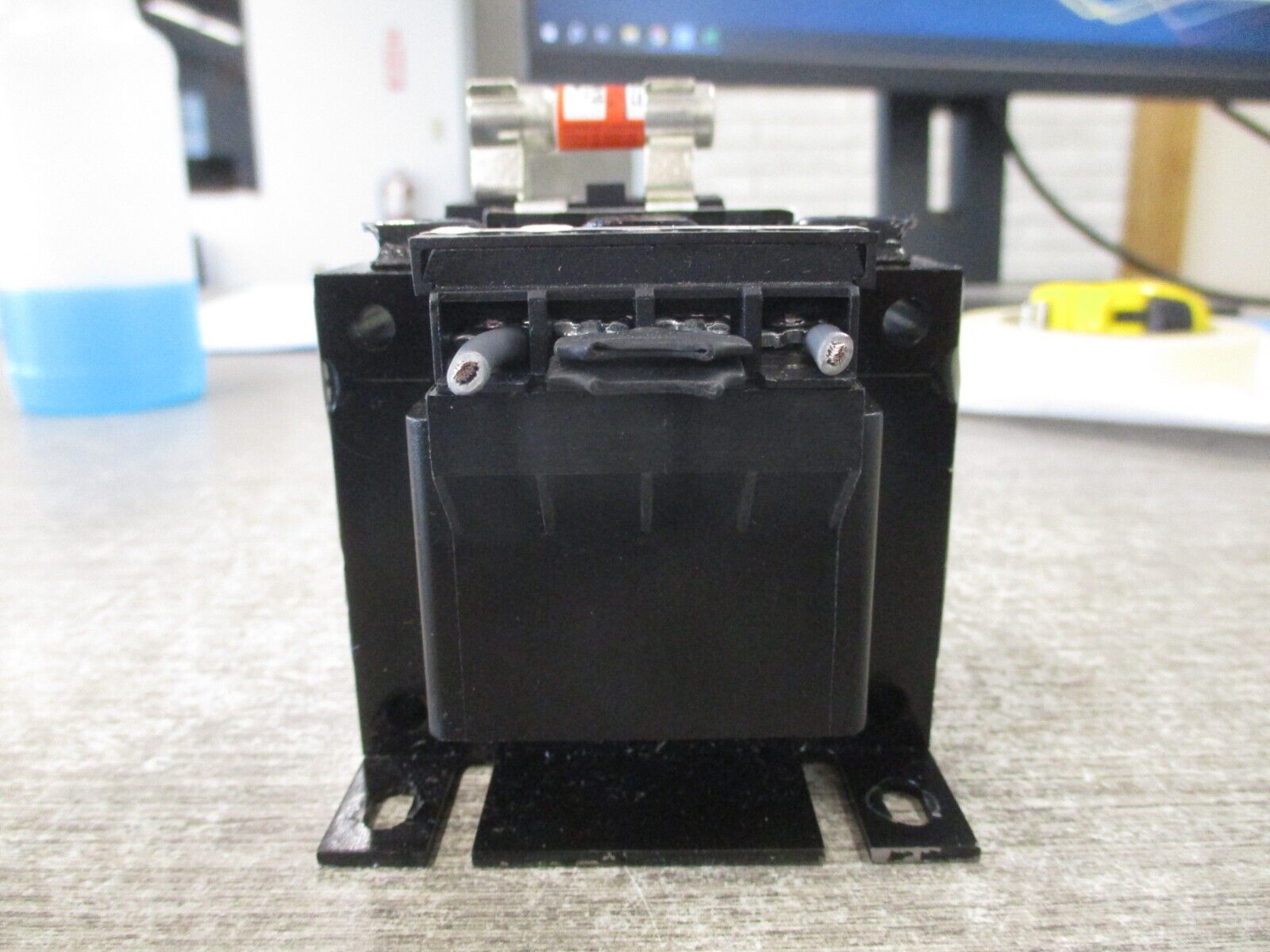 Siemens Control Transformer MT0050A Ser. B 50VA Pri: 240/480V Sec: 120V 50/60Hz