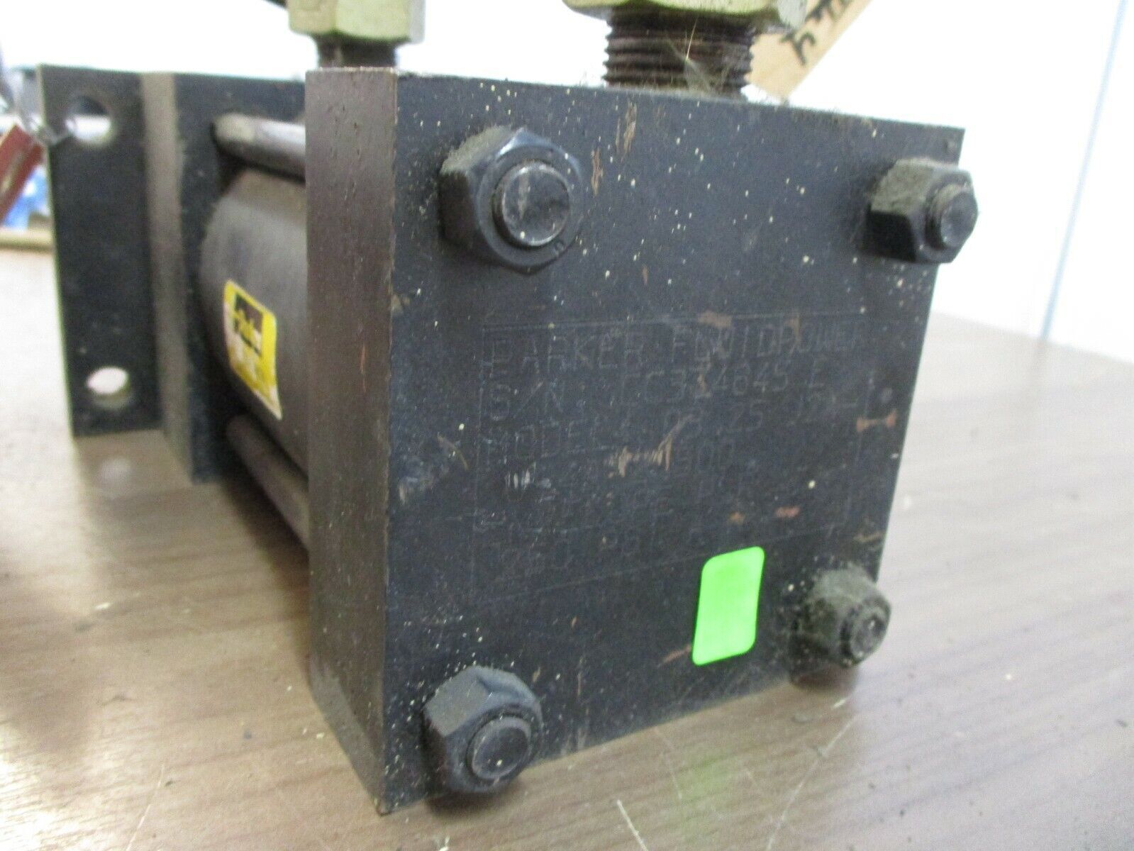 RWC Air Cylinder 8847-20-112 250PSI Used