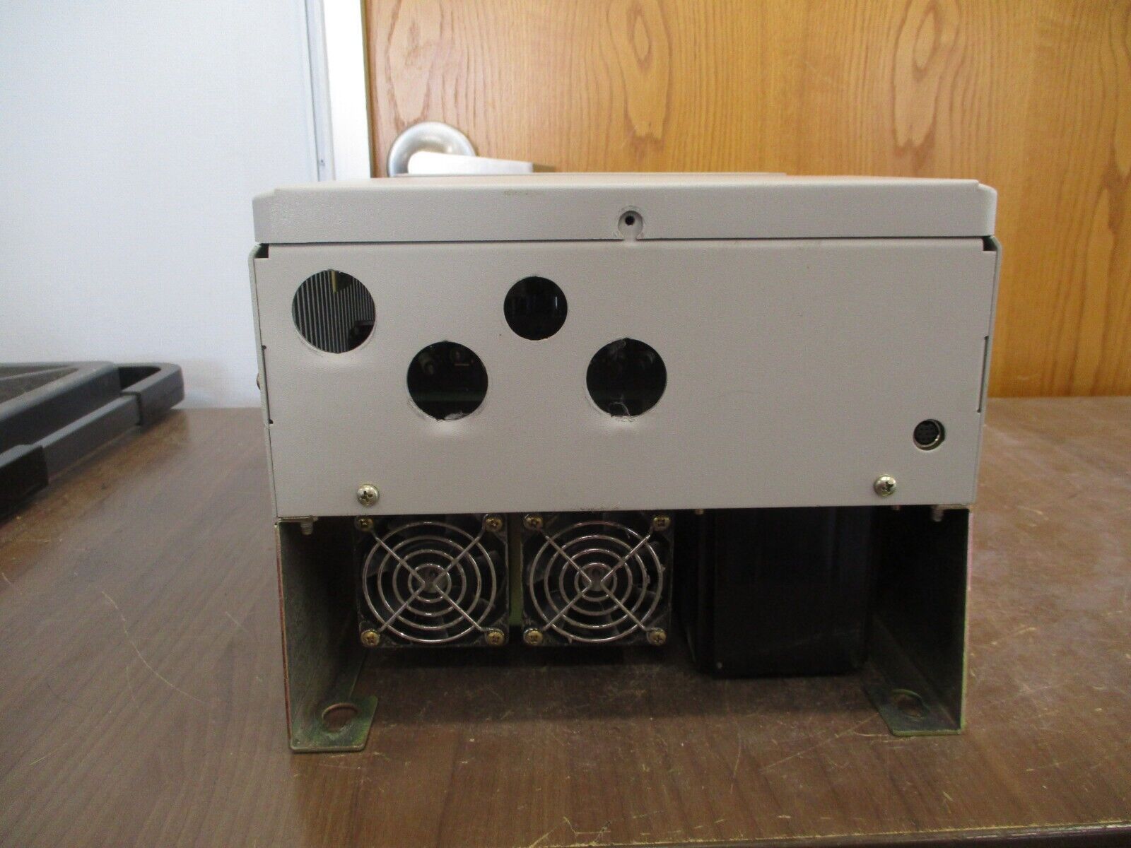 Allen-Bradley 1336 Plus AC Drive 1336S-BRF100-AA-EN3 10HP 3Ph *No Cover Screws*