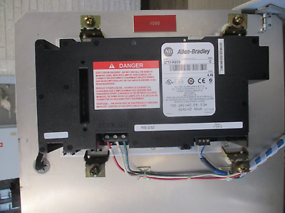 Allen-Bradley Enclosed Panelview 600 2711-K6C8 Ser. C FRN 4.46 Used