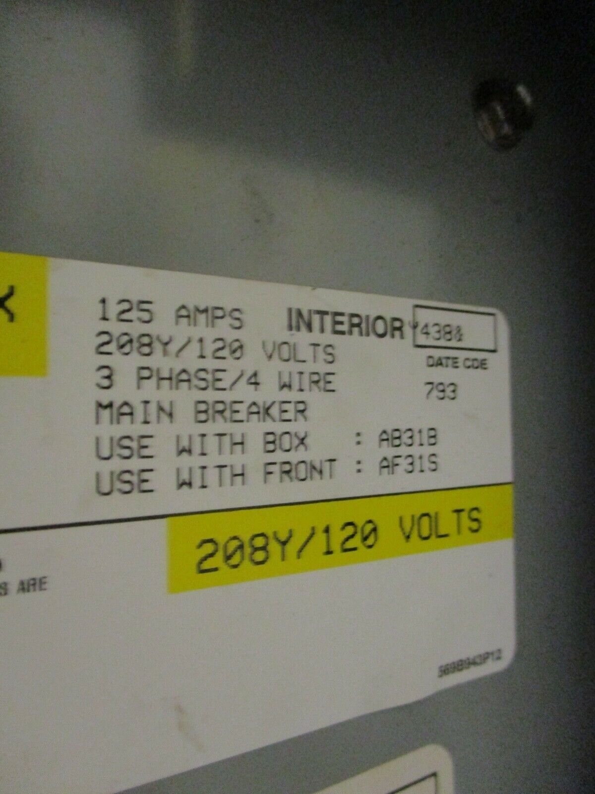 GE Main Breaker Circuit Breaker Panel AQF3241ATX 125A Max 208Y/120 3Ph 4W Used