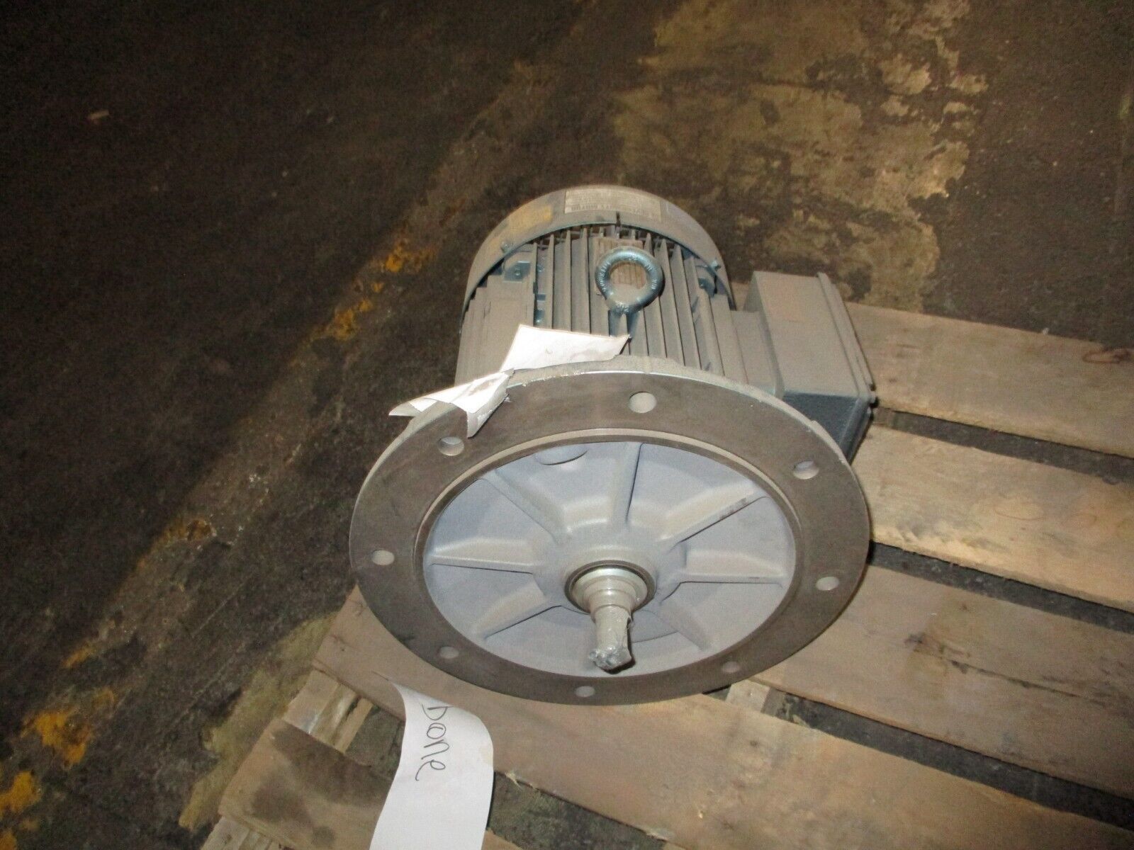 SEW-EURODRIVE Motor DF7132H6-KS 5HP 1200RPM 230/460V 15.8/7.9A 60Hz 3Ph Used