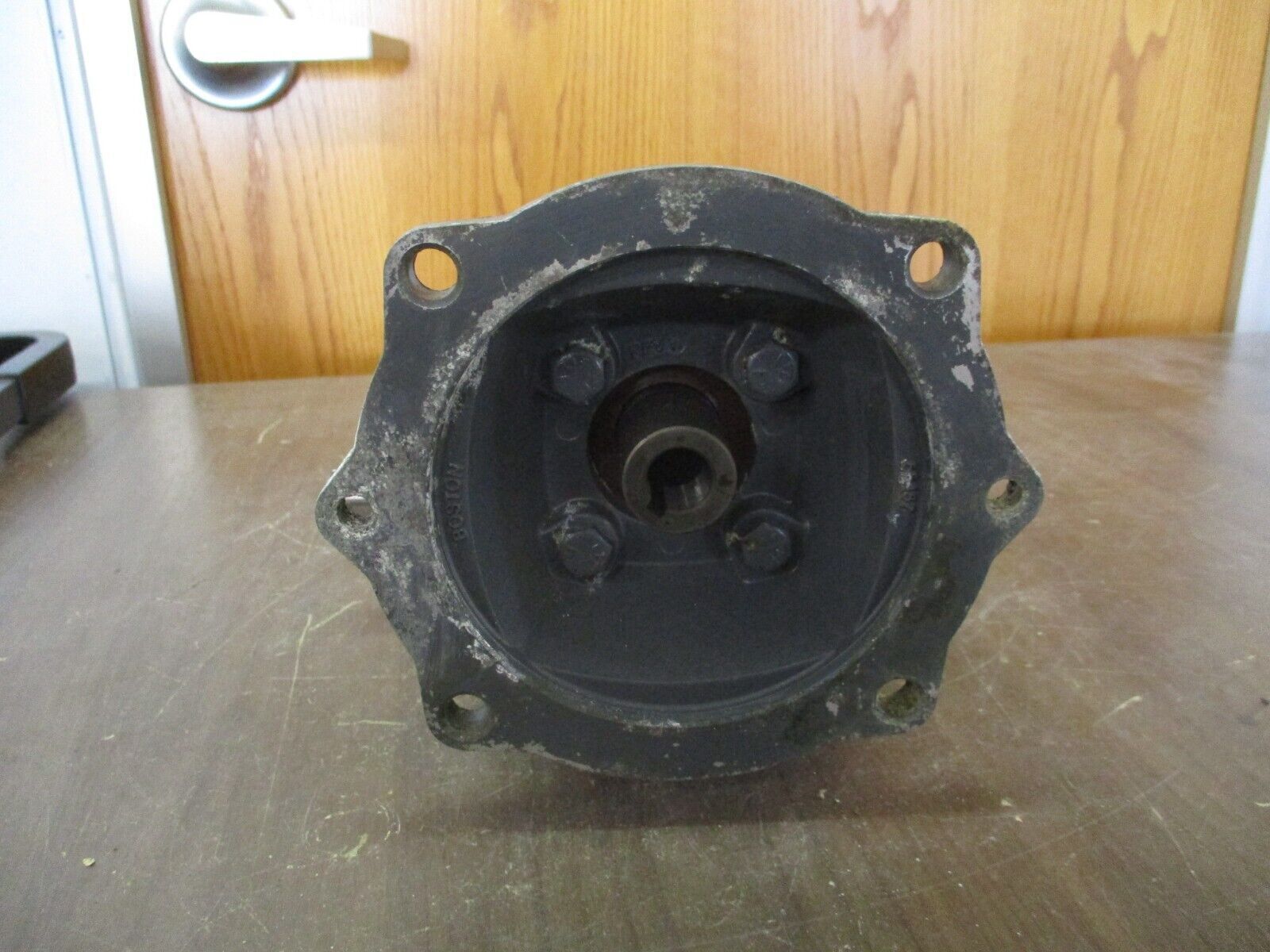 Boston Gear Reducer F715-10-B5-6 1.2HP Ratio 10:1 397 LB-In Torque Out