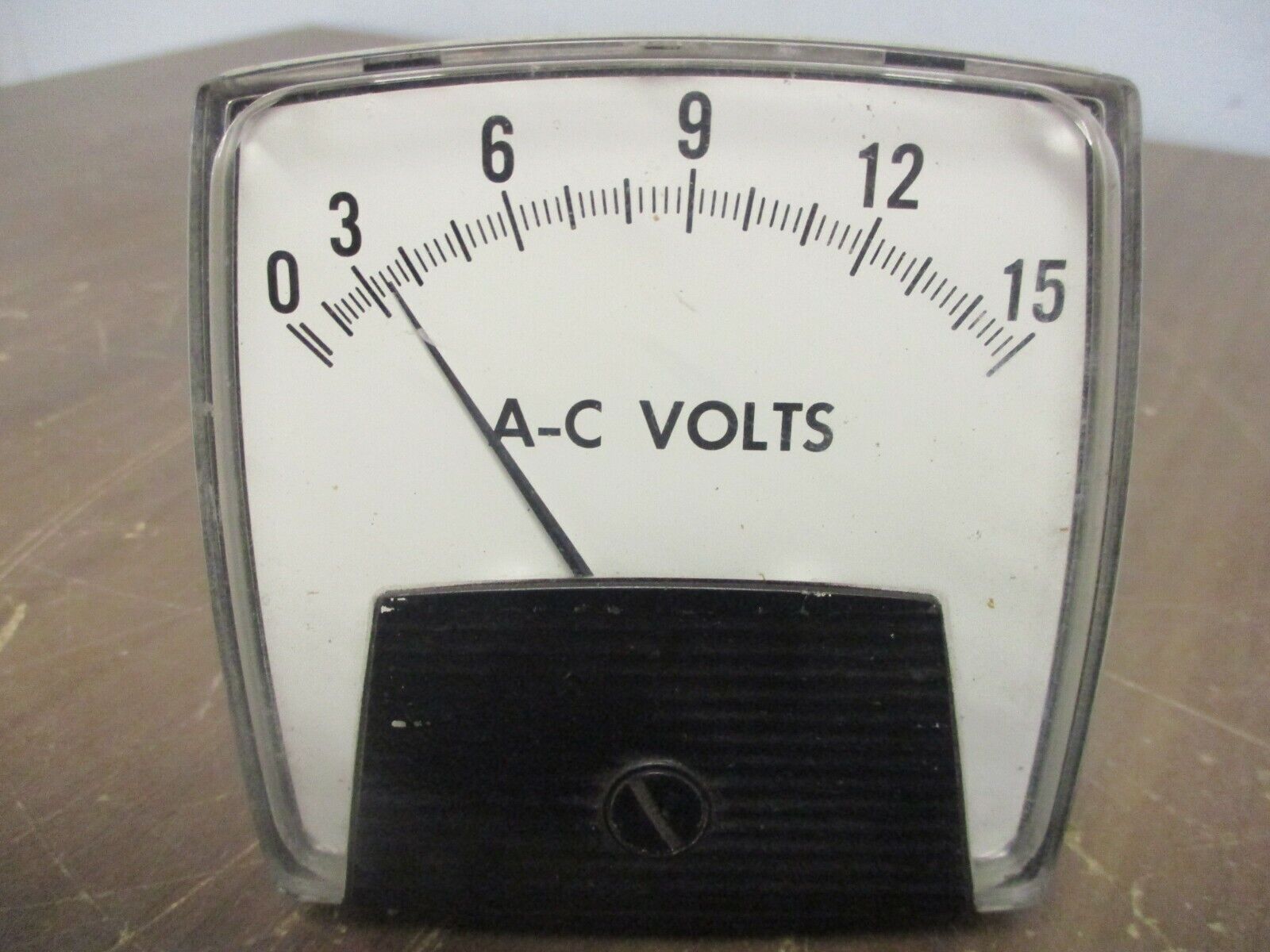 YEW AC Voltmeter Range: 0-15V Used