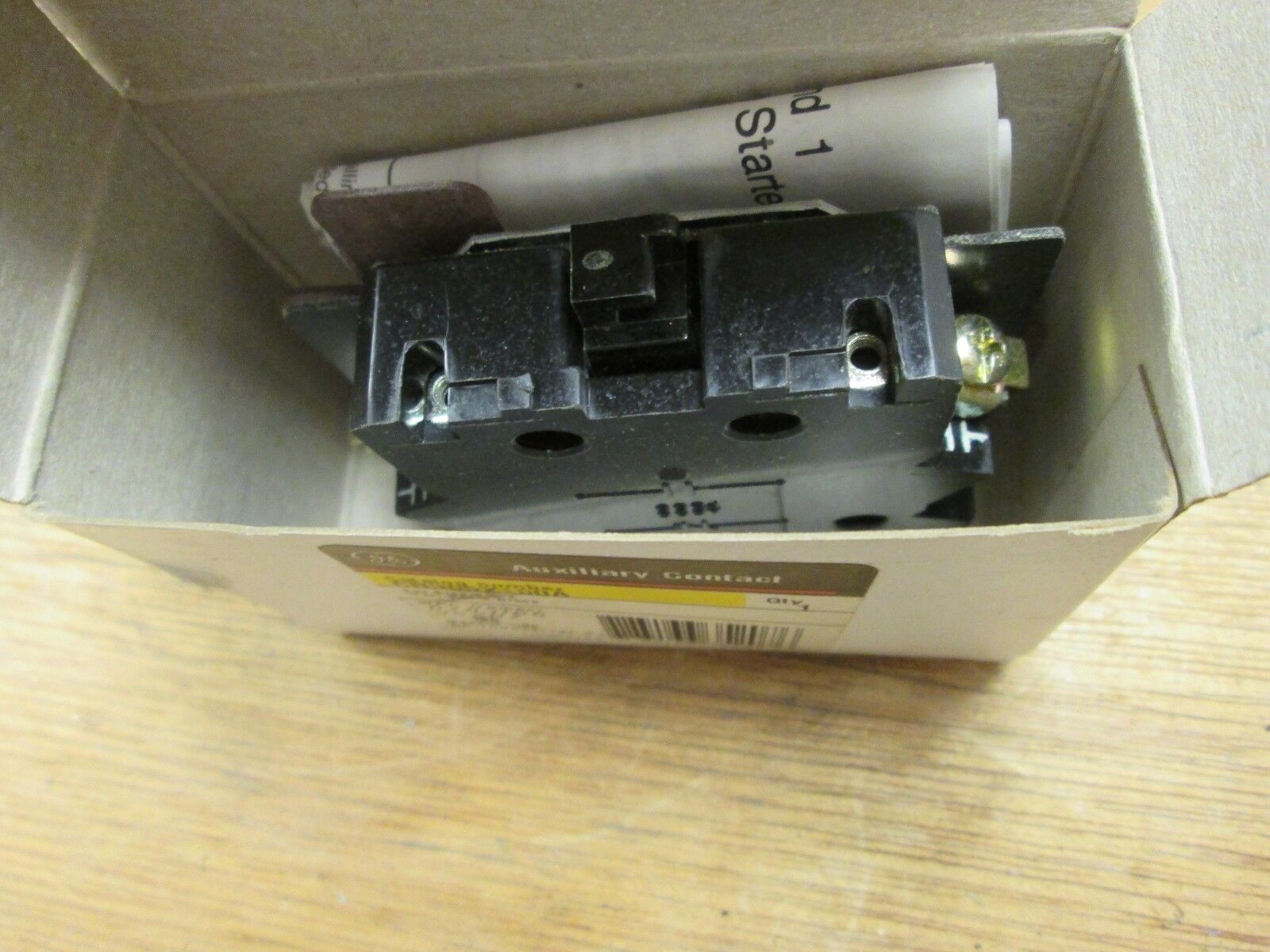 GE Auxiliary Contact CR305X100A For Size 0 & 1 New Surplus