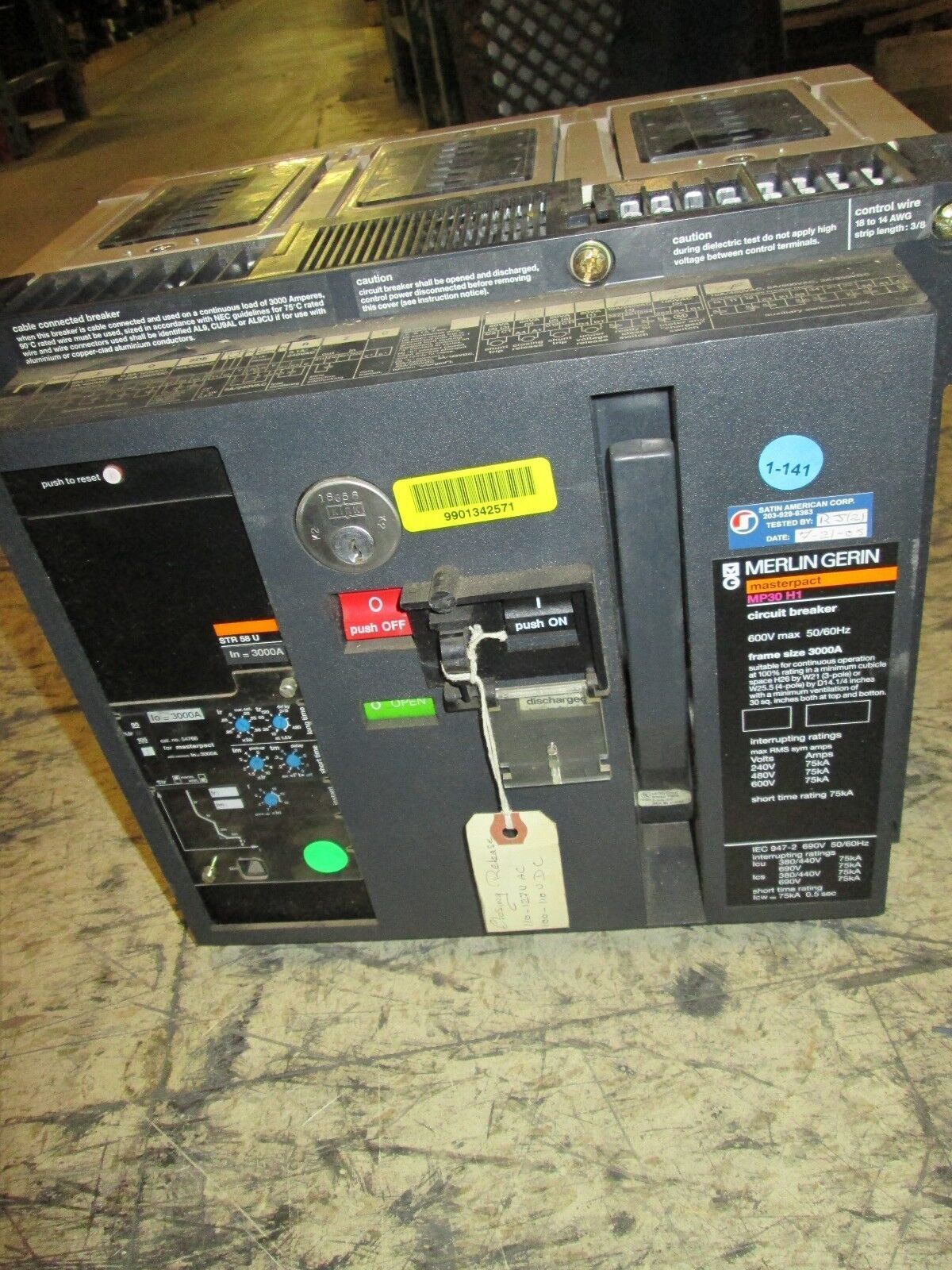 Merlin Gerin Masterpact Circuit Breaker MP30H1 3000A Frame size STR 58U Trip