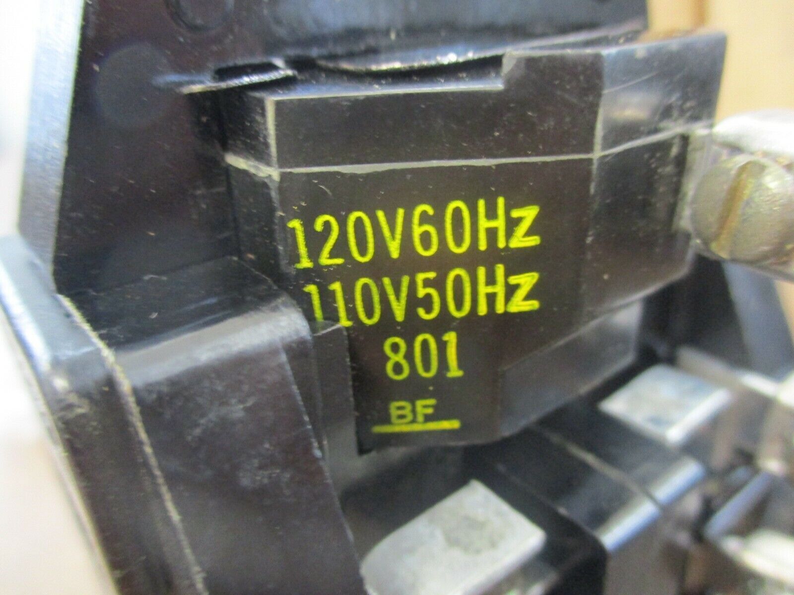 Square D AC Control Relay 8501 D0-82 Ser. B 120V Coil New Surplus