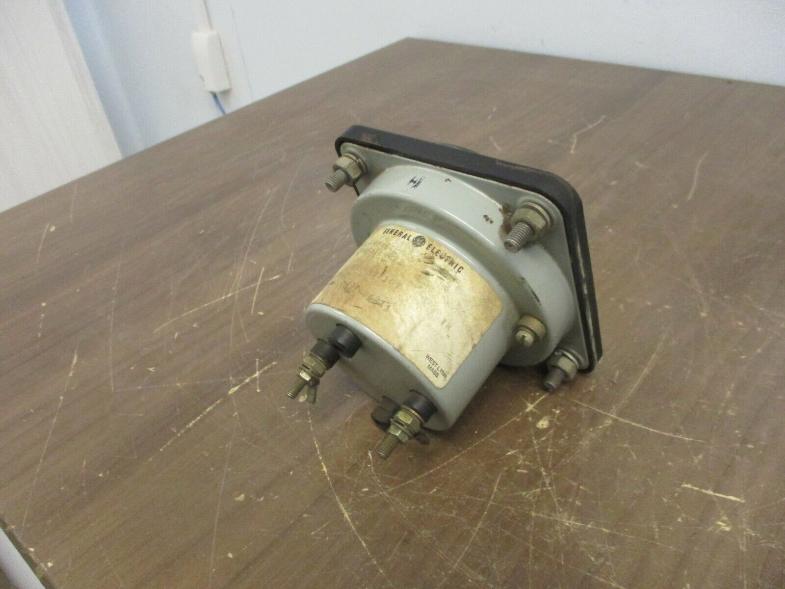 GE AB40 AC Ammeter 50-103131LSPZL Range: 0-150A Used