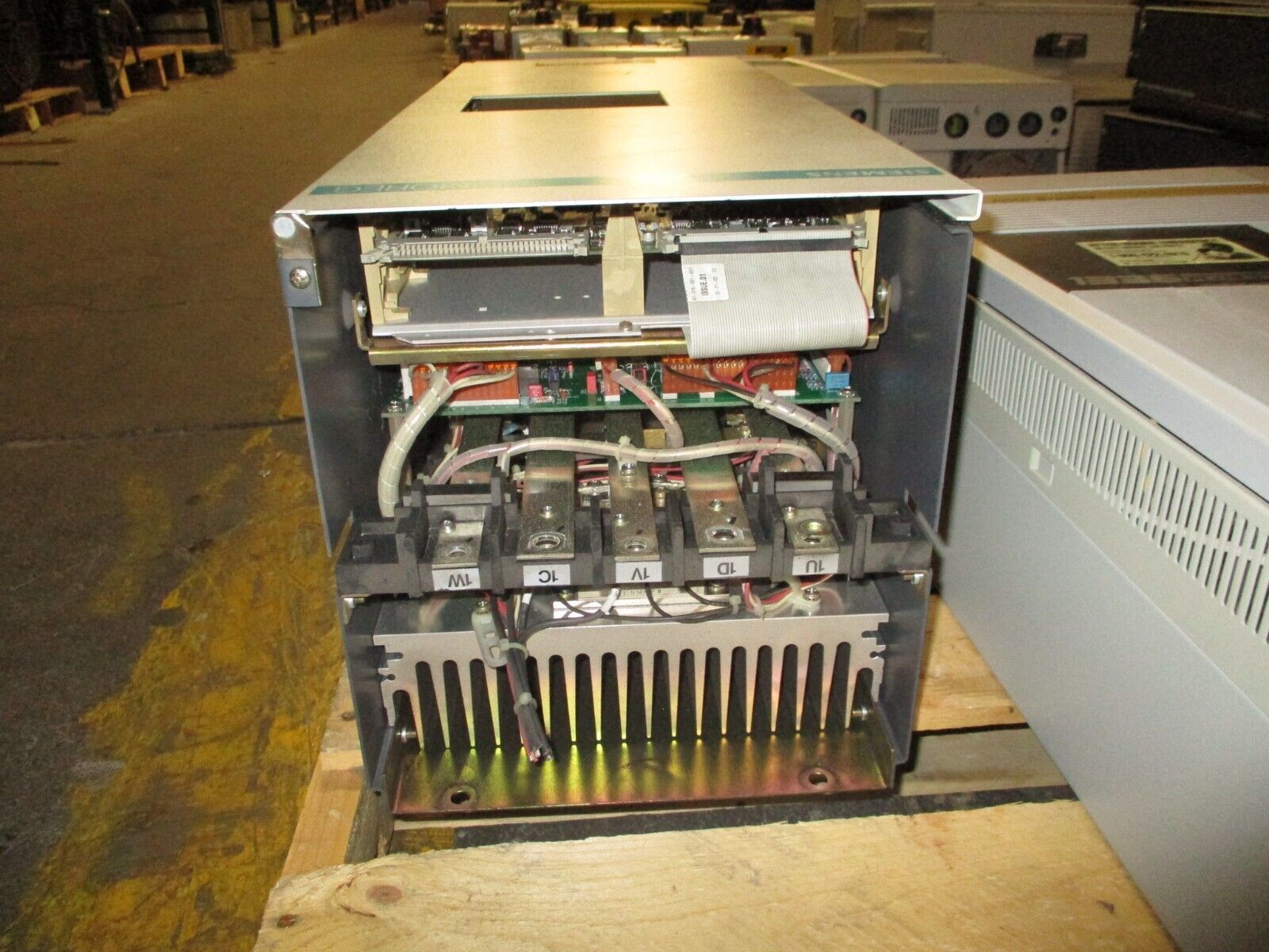 Siemens SIMOREG Microprocessor DC Drive A1-116-250-509 Iss. 04 *No Keypad* Used
