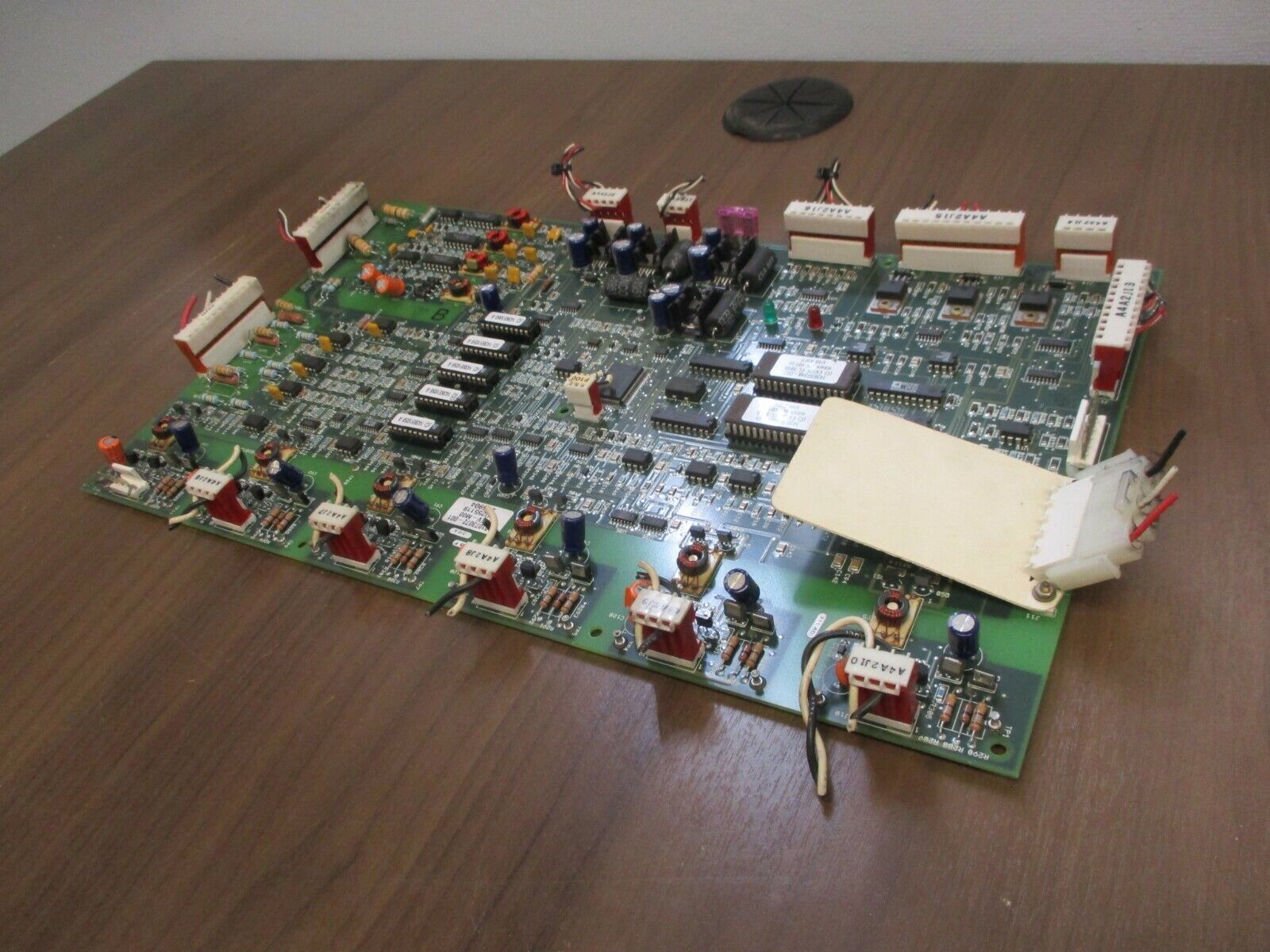 Eaton Inverter Control Board 101073072-001 Rev. M00 Used