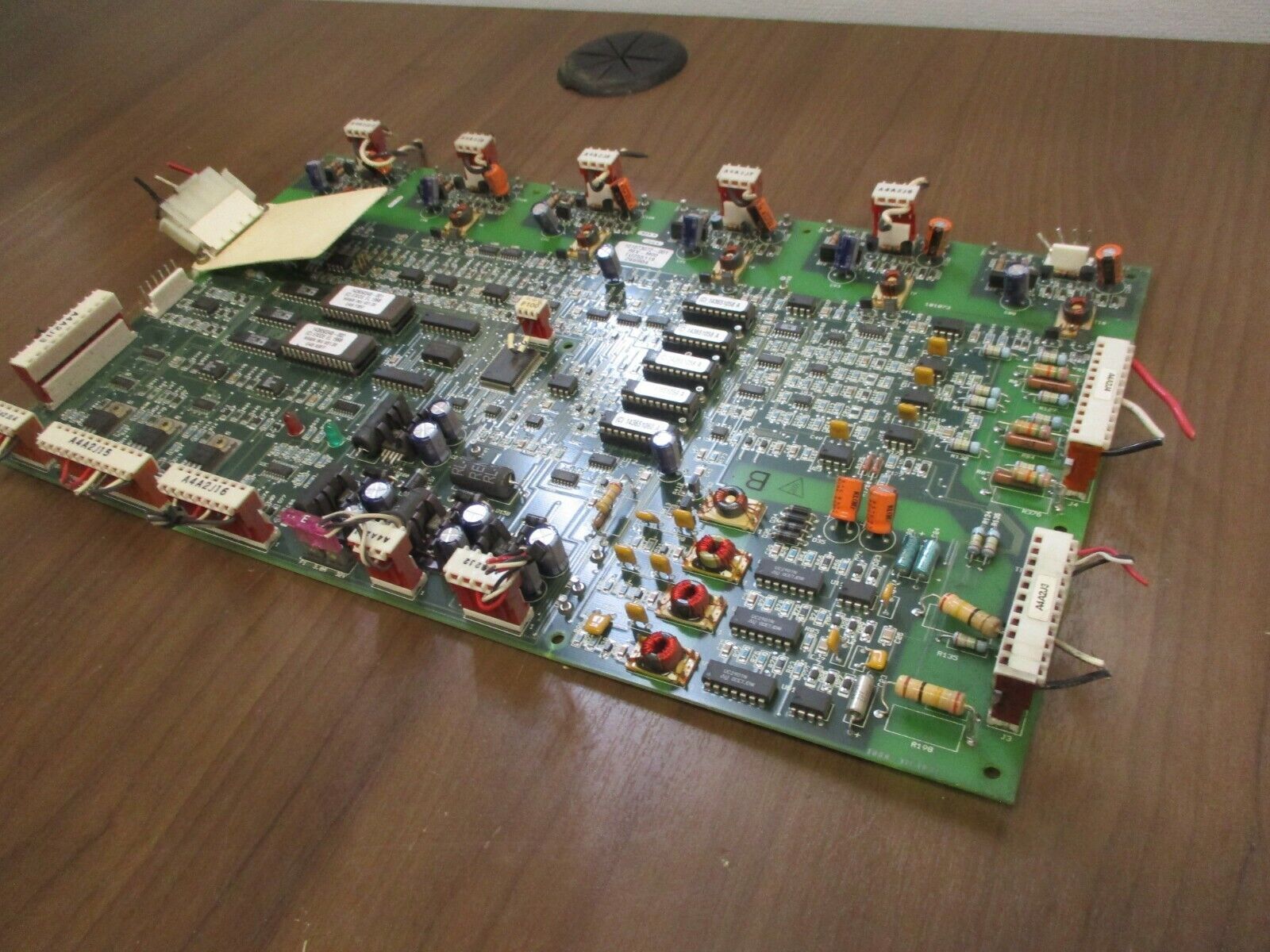 Eaton Inverter Control Board 101073072-001 Rev. M00 Used