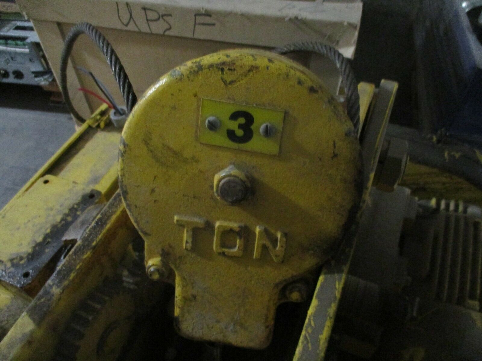 Detroit Hoist & Crane Co. 3-Ton Hoist 460V 4.8A 3Ph 60Hz Used