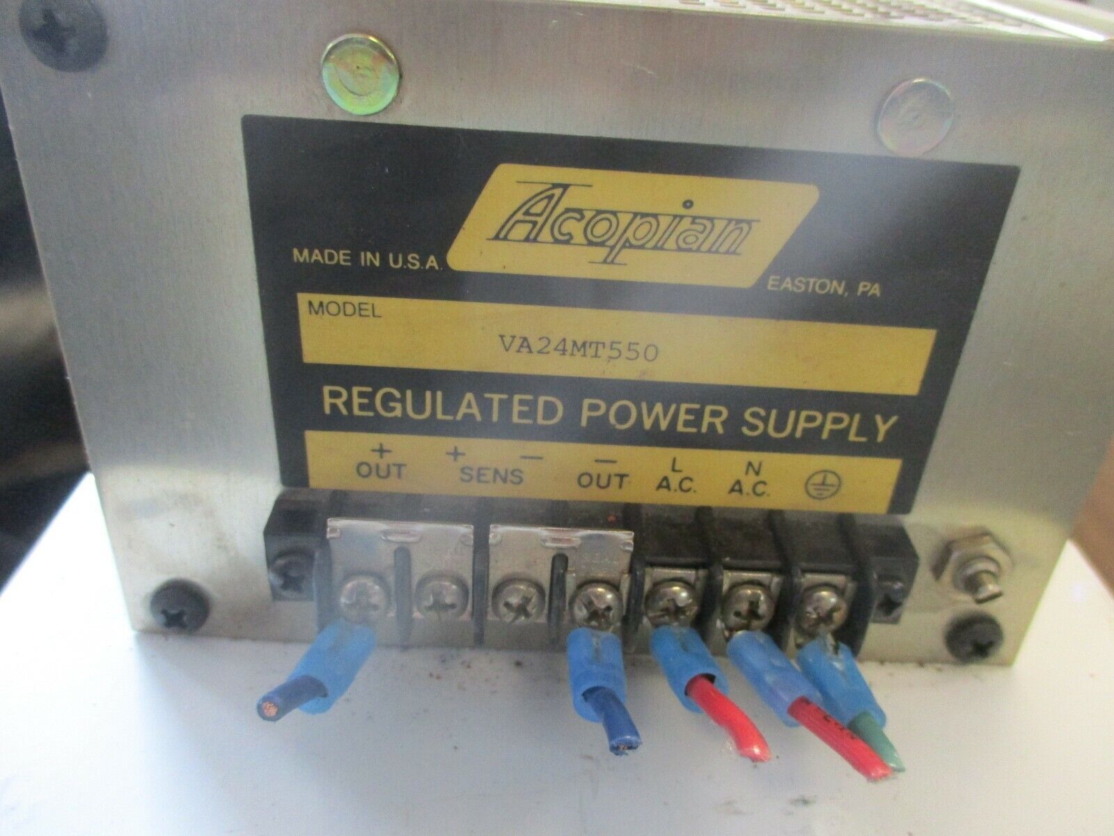 Acopian Regulated Power Supply VA24MT550 24V Used