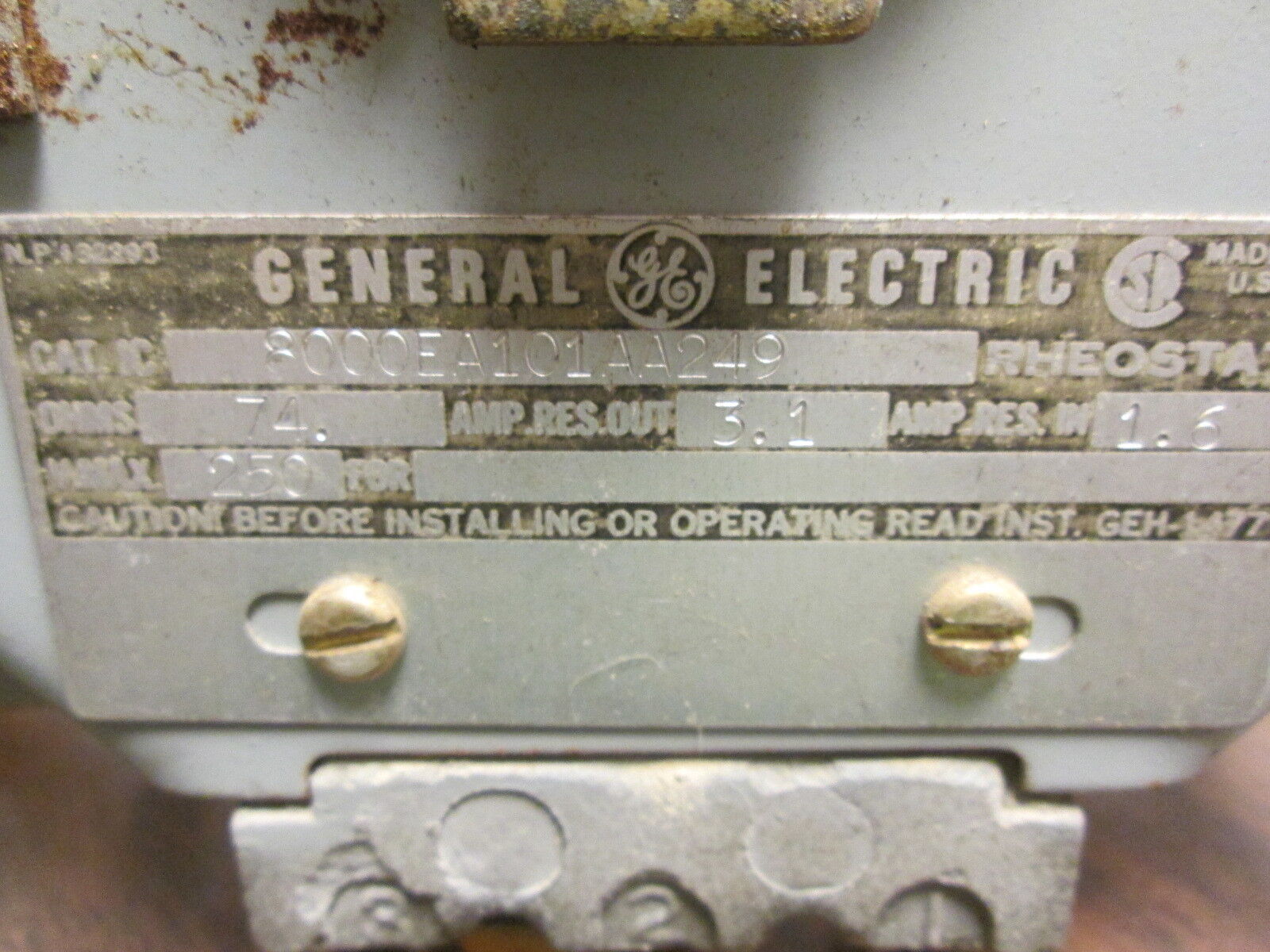 GE Rheostat IC8000EA101AA249 250V 74ohms Used