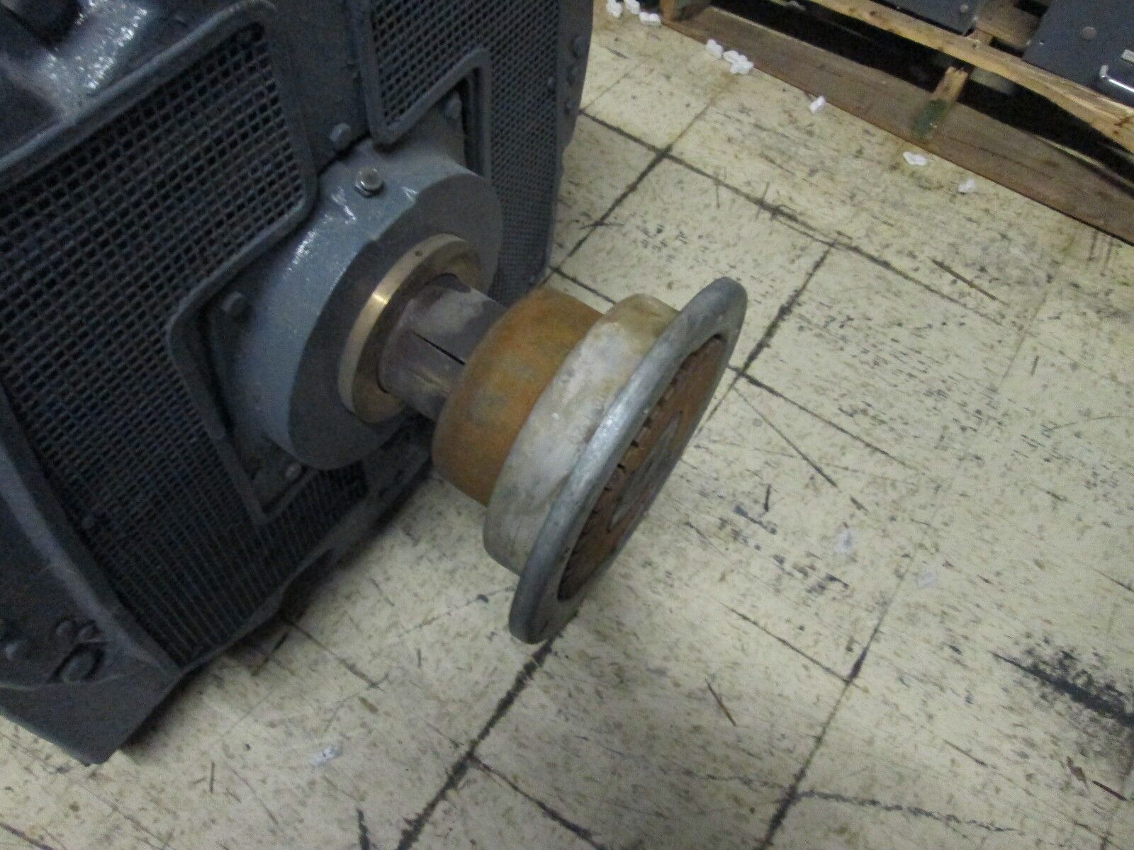 GE Motor 5K821167C26 1000HP 1800RPM 8211S Frame 2300V 224A Used