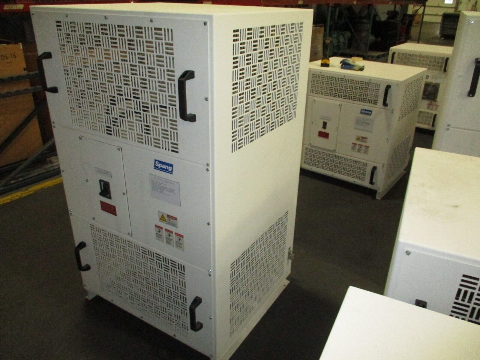 Spang Transformer w/ Breaker Disconnect L19139 52kVA 1Ph Pri: 480V Sec: 111/222V