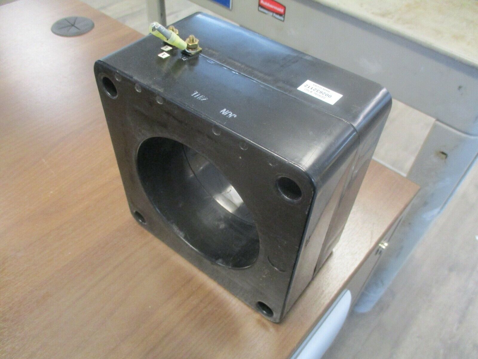 Instrument Transformers Current Transformer 117-402 Ratio 4000:5A 600V Used