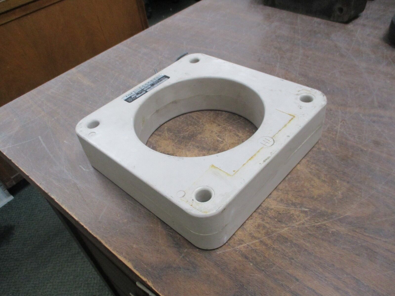 FPE Type HCM Current Transformer 2755C0S91 Ratio 1000:5A 25-400Hz 600V 10KV BIL