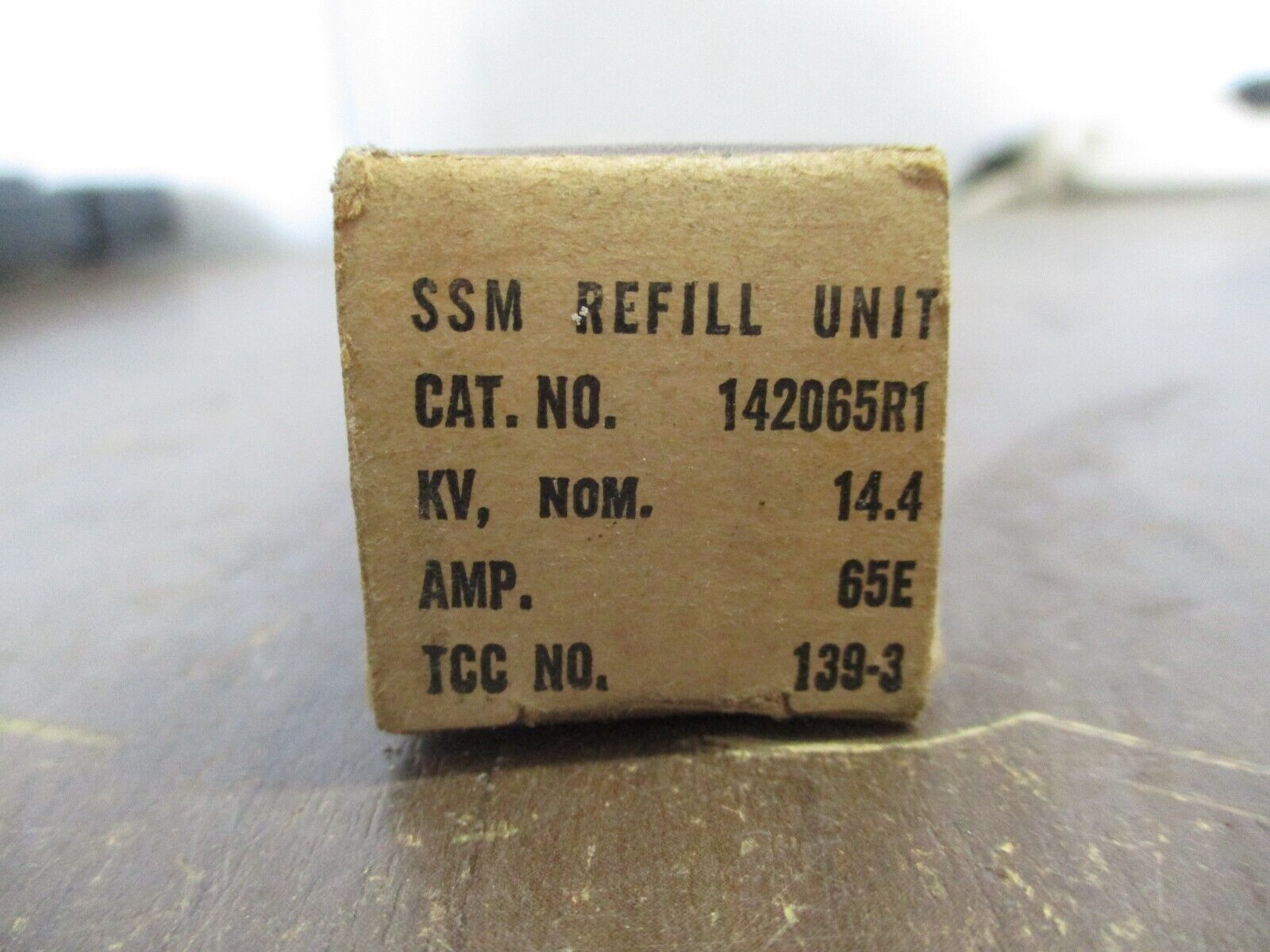 S&C SSM Fuse Refill Unit 142065R1 65E 14.4kV New Surplus