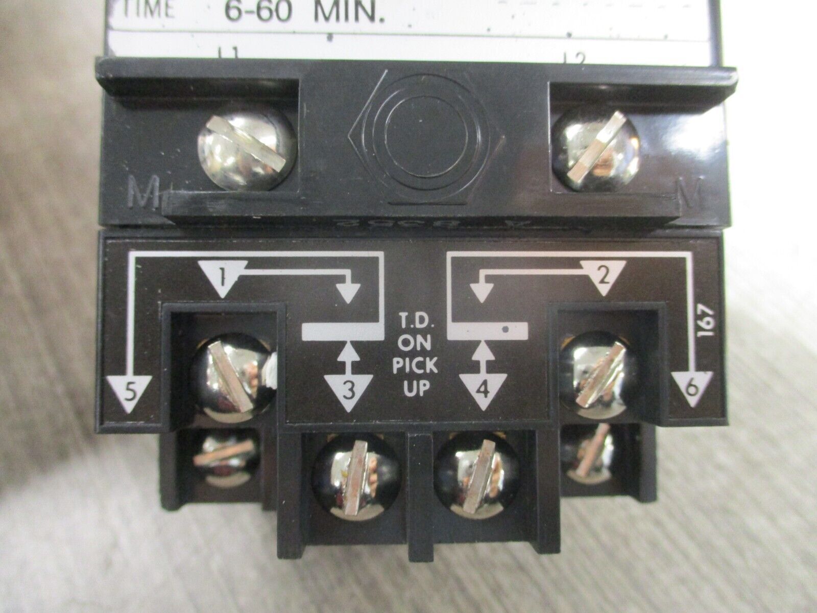 Agastat Timing Relay 7012AI Range 6-60 min 120V 60Hz Used