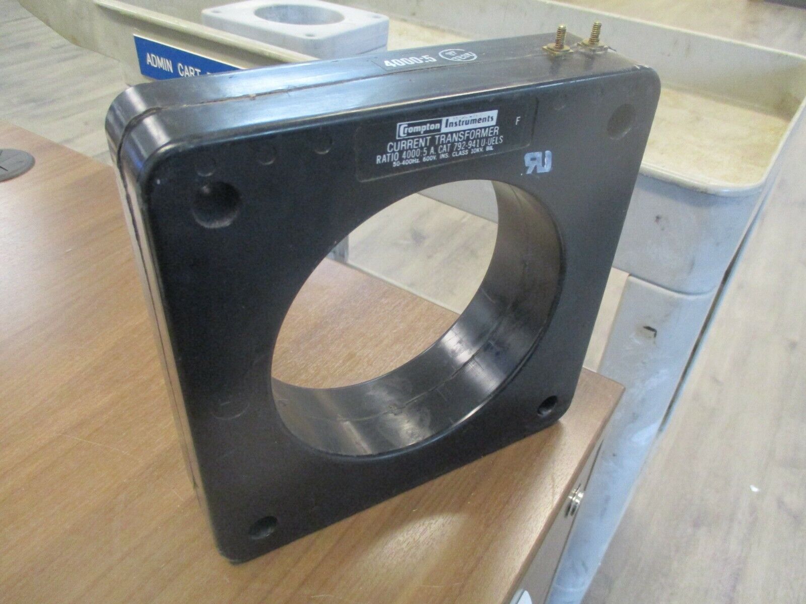 Crompton Instruments Current Transformer 792-941 U-UELS Ratio 4000:5A Used