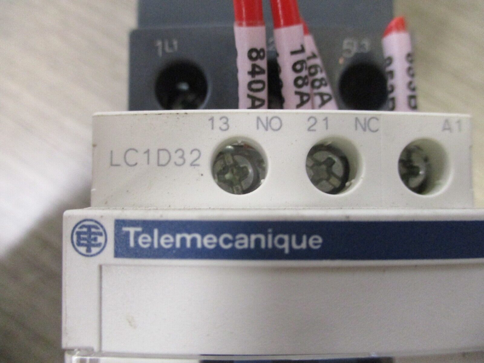 Telemecanique Starter LC1D32 / GV2-P2H7 120V Coil Trip 17-23A Used.