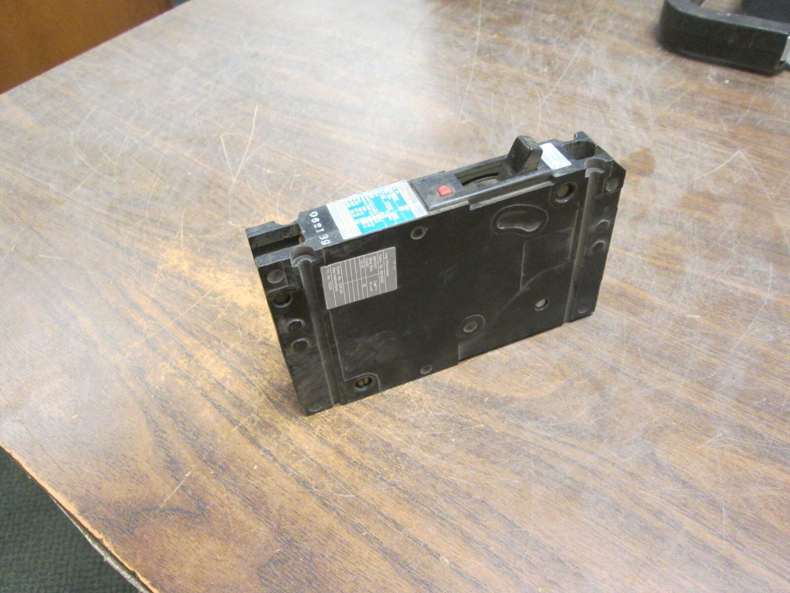 Siemens/ITE Circuit Breaker ED41B020 20A 277V 1P Used