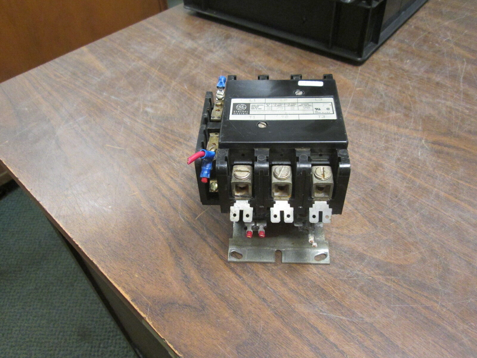 GE Contactor CR353EG3BA1DD 115-120V Coil 75A 600V. Used.