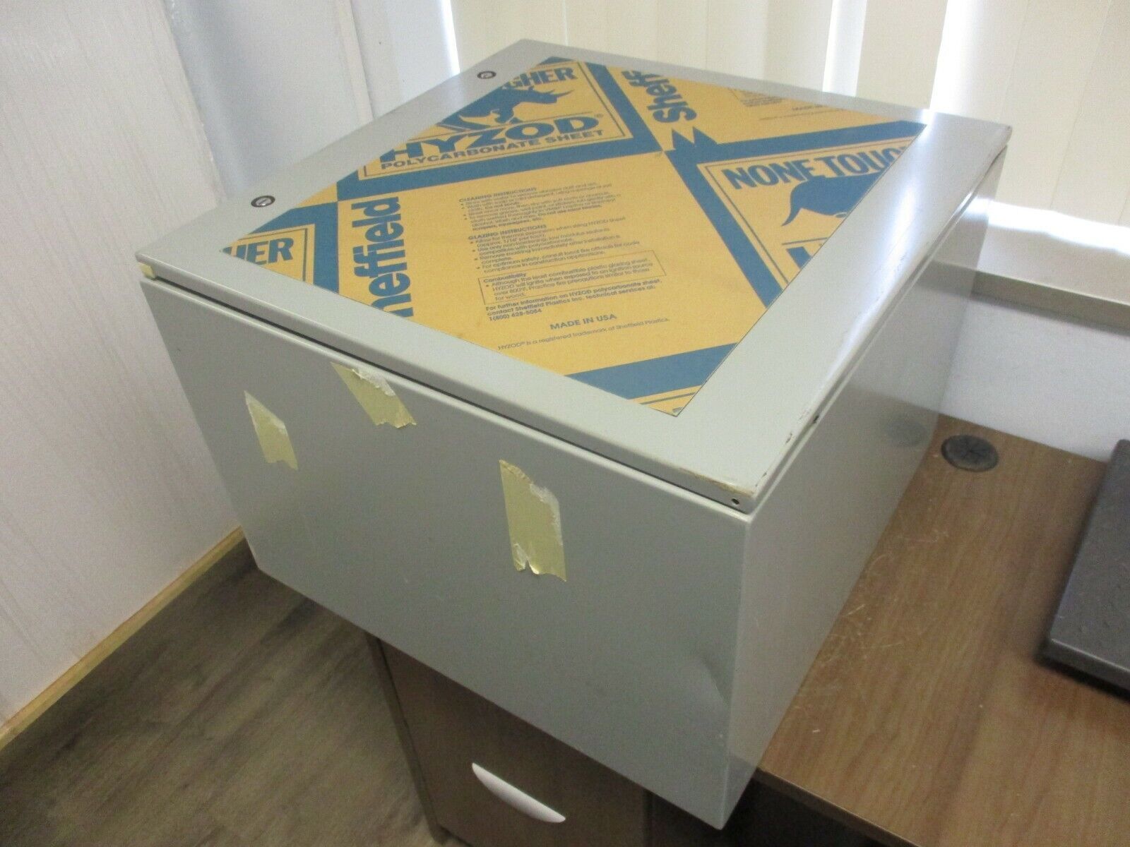 Hoffman Concept Type 4,12 Enclosure C-SD242418W Size: 24x24x18" w/ Window No Box